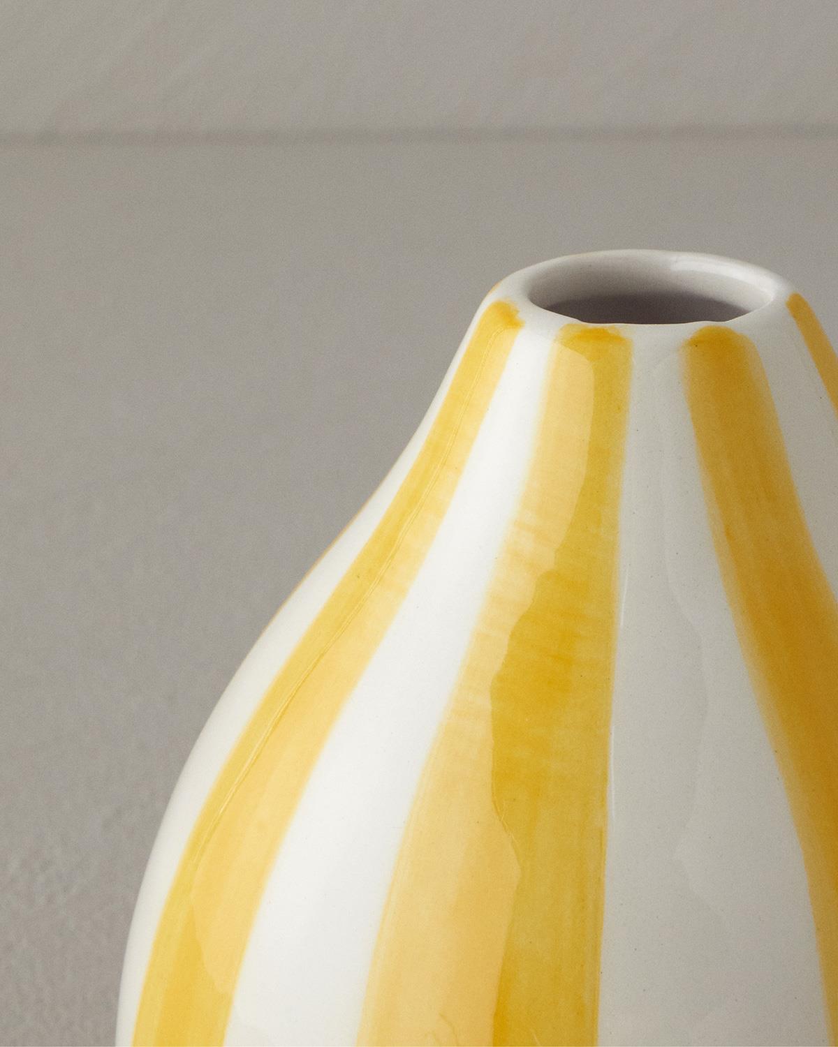 Exotic Strip ВАЗА Керамичен 10x10x12 cm Yellow.