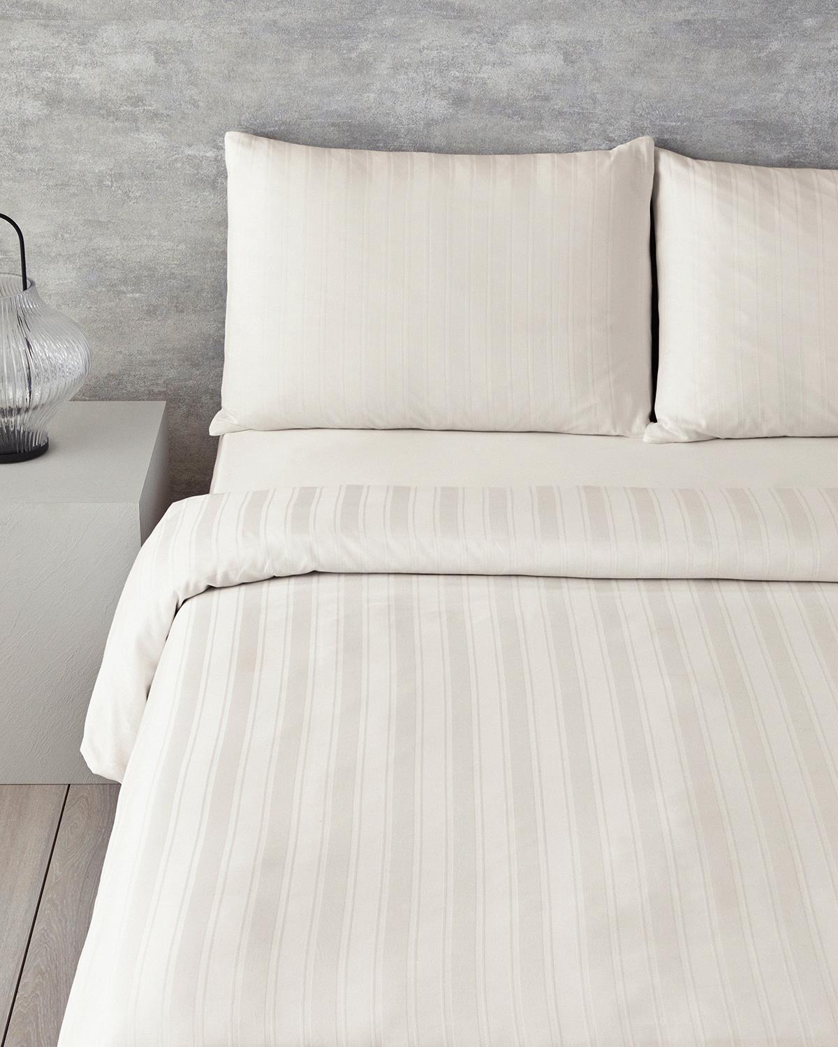 Lior Jacquard Striped Cotton Satin King Size Duvet Cover Set 240x220 cm Ivory