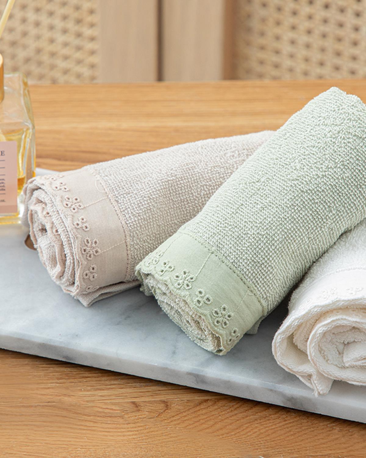 Peggy Cotton Brode, 3 Pcs Hand Towel Set 30x40 cm Ecru - Beige - Sea Green