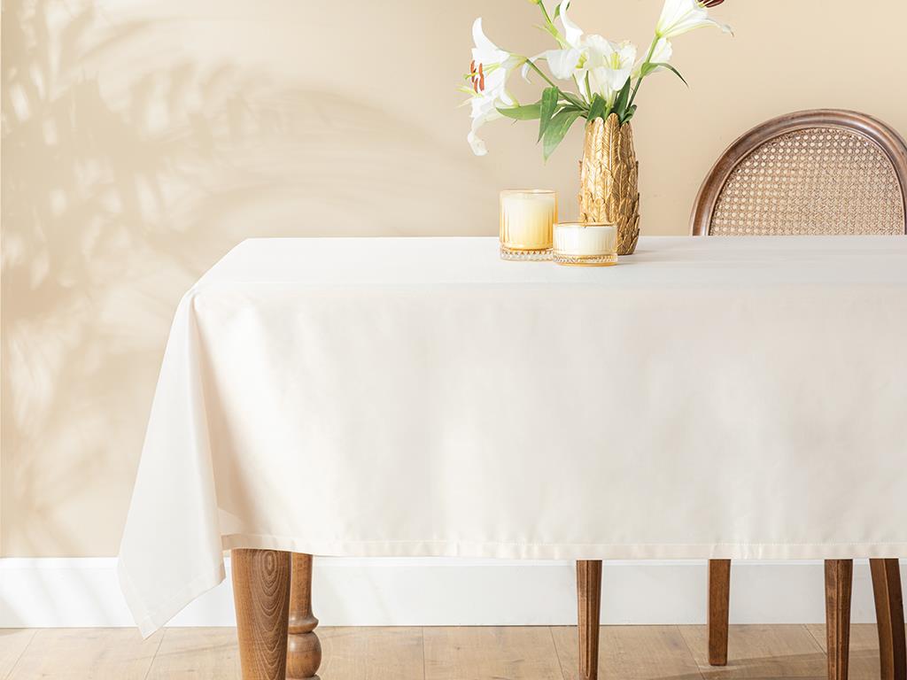 Raisa Polyester Table Cloth 180x270 cm Cream