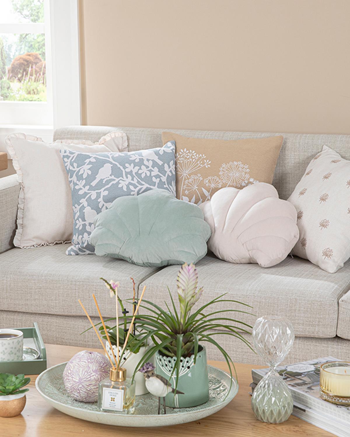 Shell Velvet Decorative Cushion 38x45 cm Sea Green