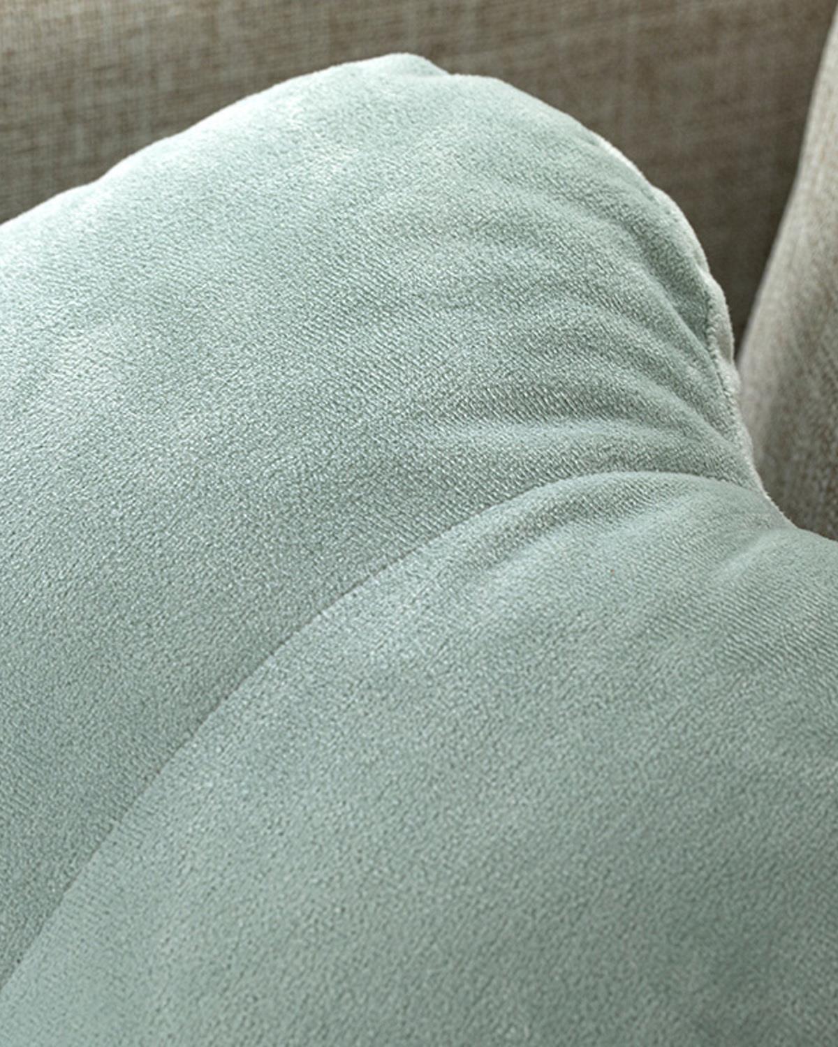 Shell Velvet Decorative Cushion 38x45 cm Sea Green