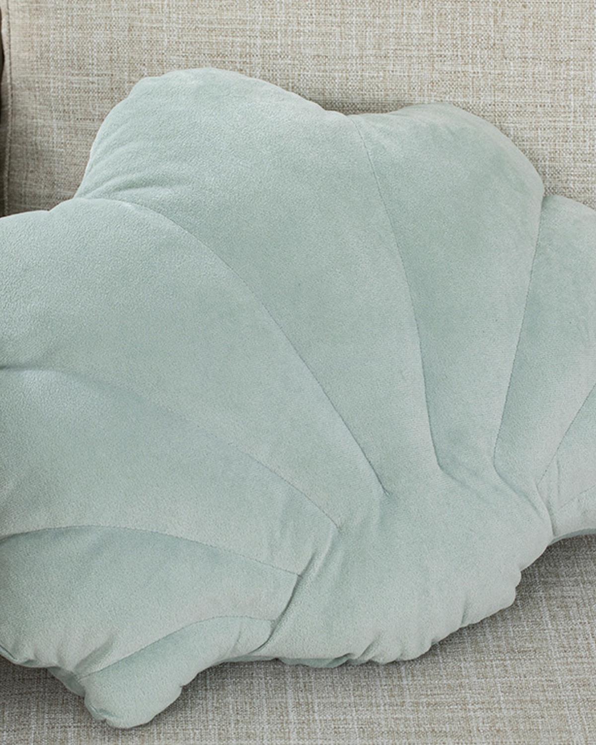 Shell Velvet Decorative Cushion 38x45 cm Sea Green