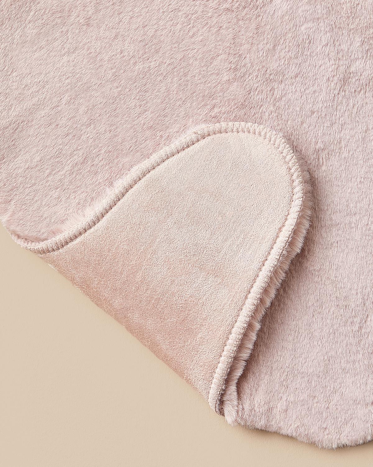 Soft Touch Rabbit Plush Fake  Fur 60x90 cm Powder