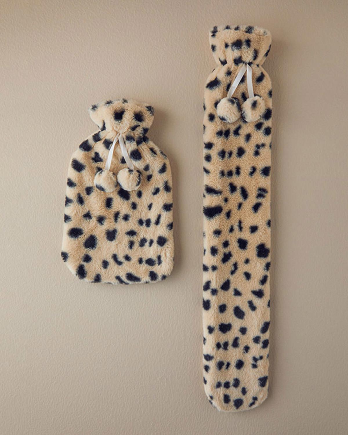 Spotty How Water Bag Cream Black
