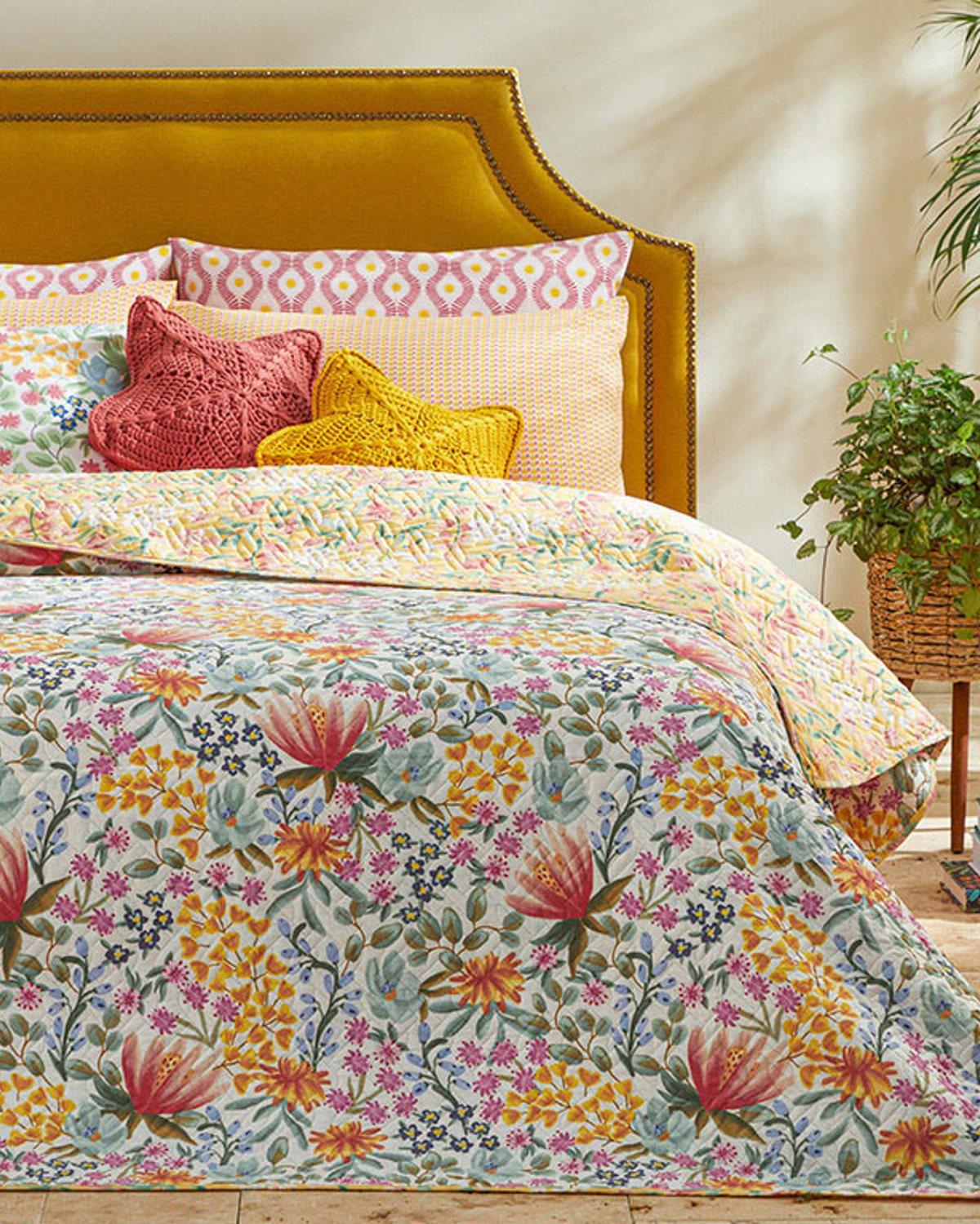 Water Lily Double Person Multi-Purposed Quilt 200x220 cm Yellow
