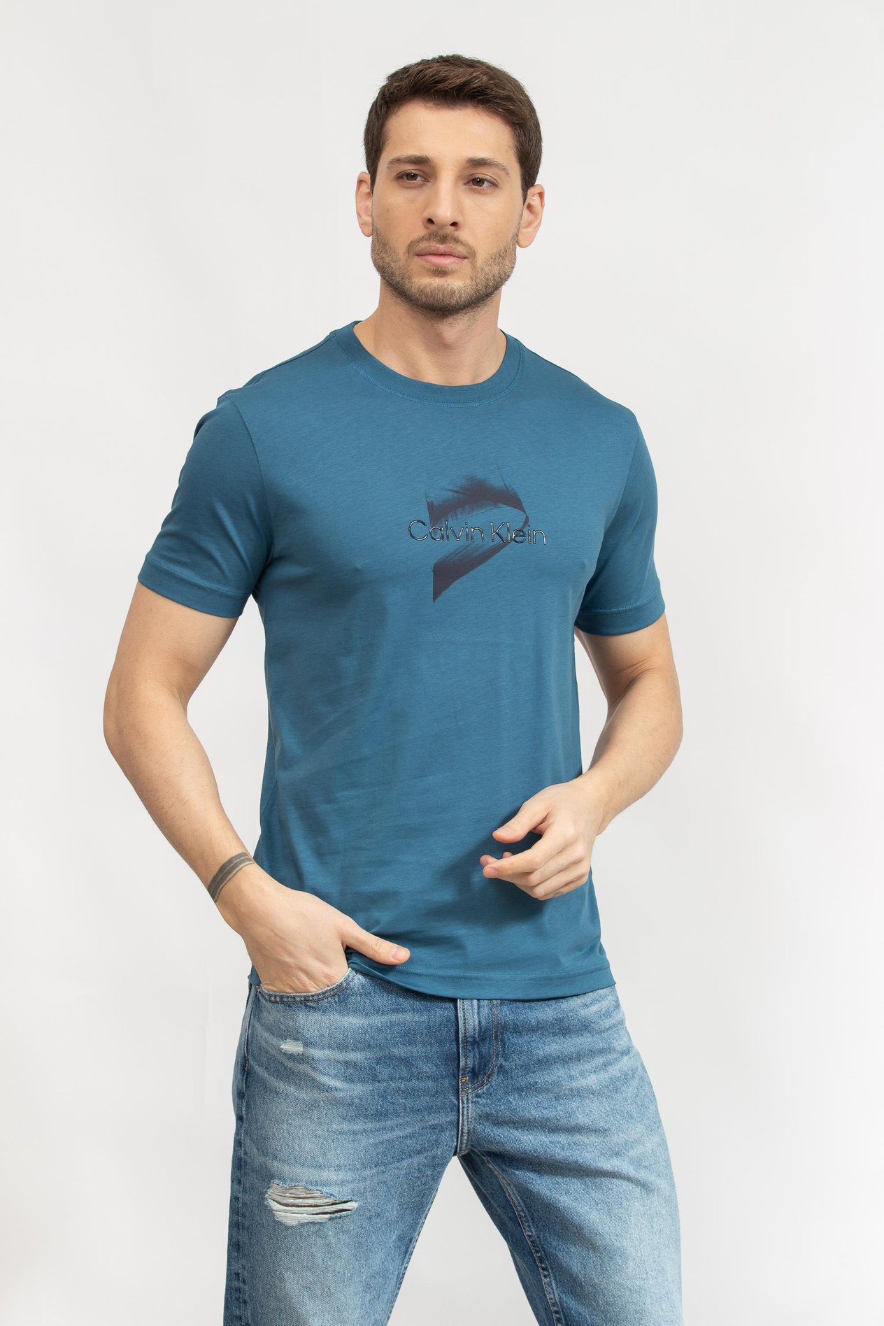 calvin-klein-erkek-bisiklet-yaka-t-shi-16776-.jpg