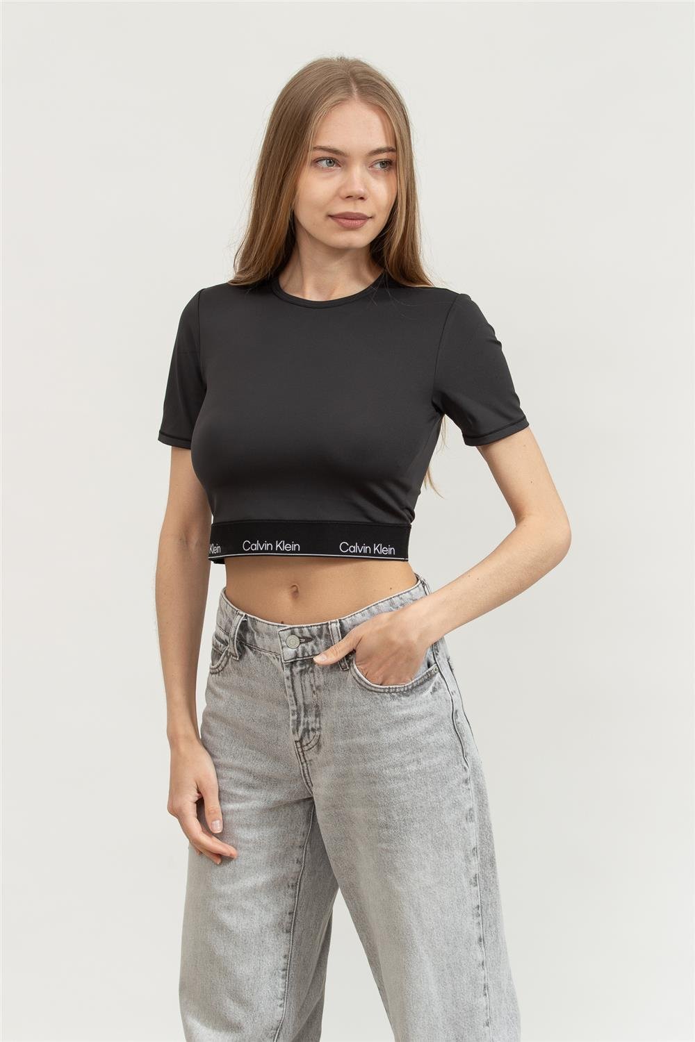 Calvin Klein Kadın Bisiklet Yaka T-Shirt