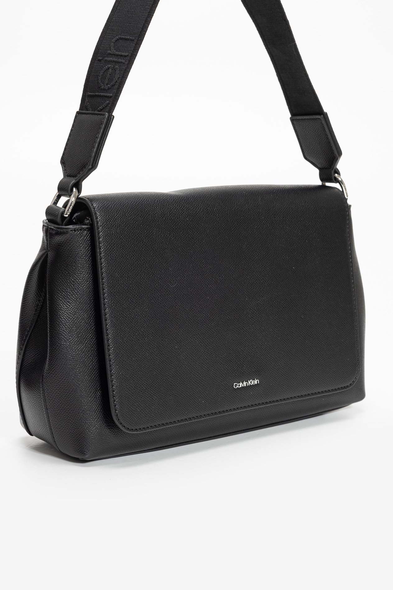 calvin-klein-kadin-mini-omuz-cantasi-3-fc55.jpg