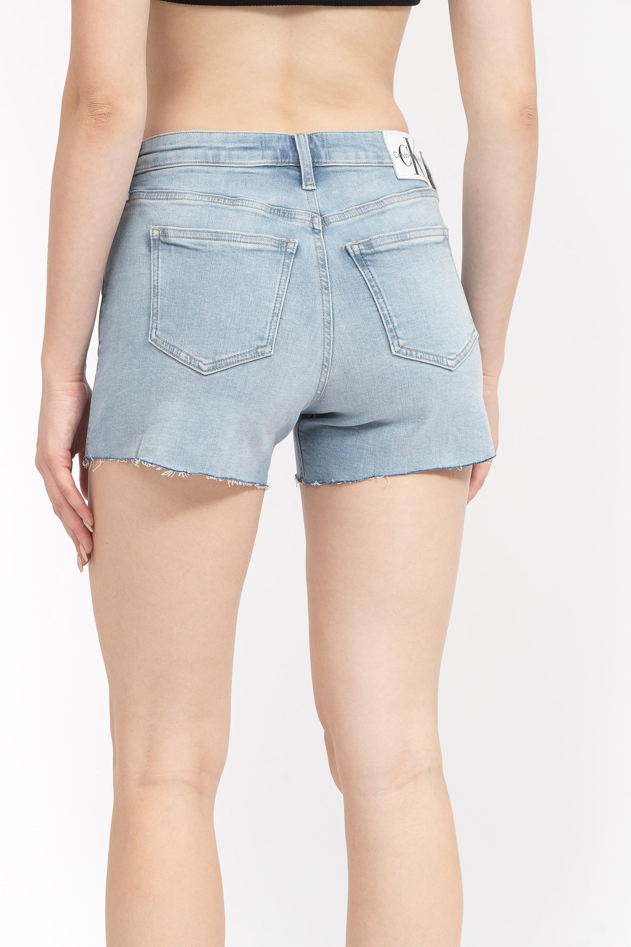 Calvin Klein Mid Rise Kadın Jean Şort