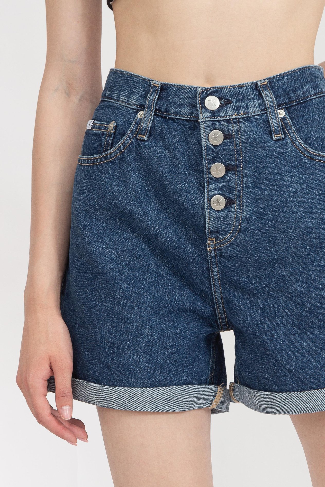 Calvin Klein Mom Kadın Jean Şort