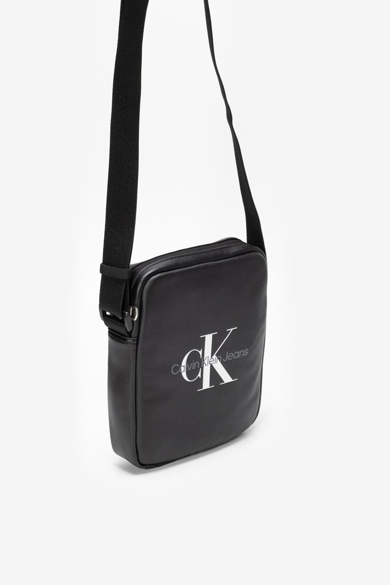 Calvin Klein Monogram Soft 18 Erkek Reporter Çanta