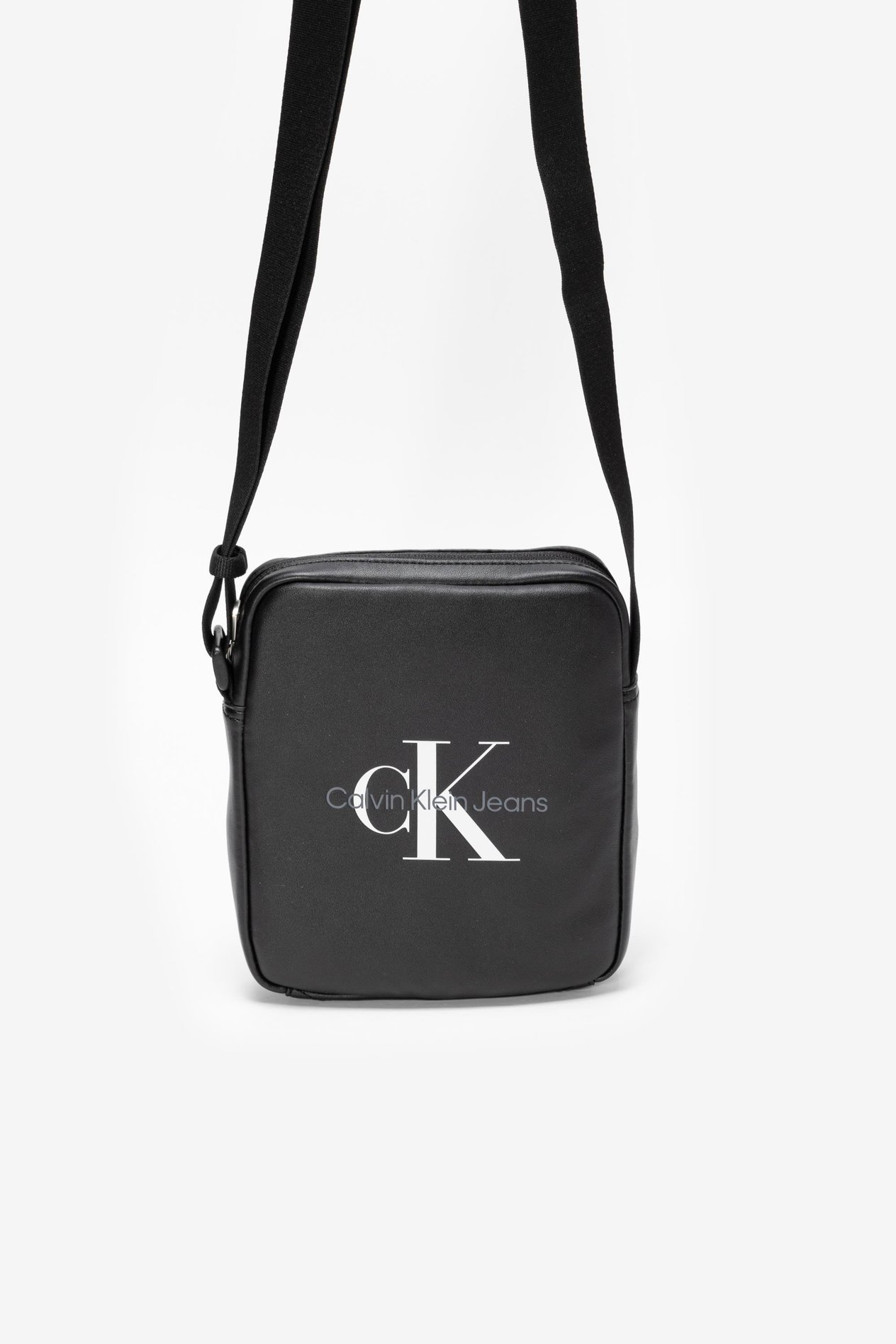 Calvin Klein Monogram Soft 18 Erkek Reporter Çanta