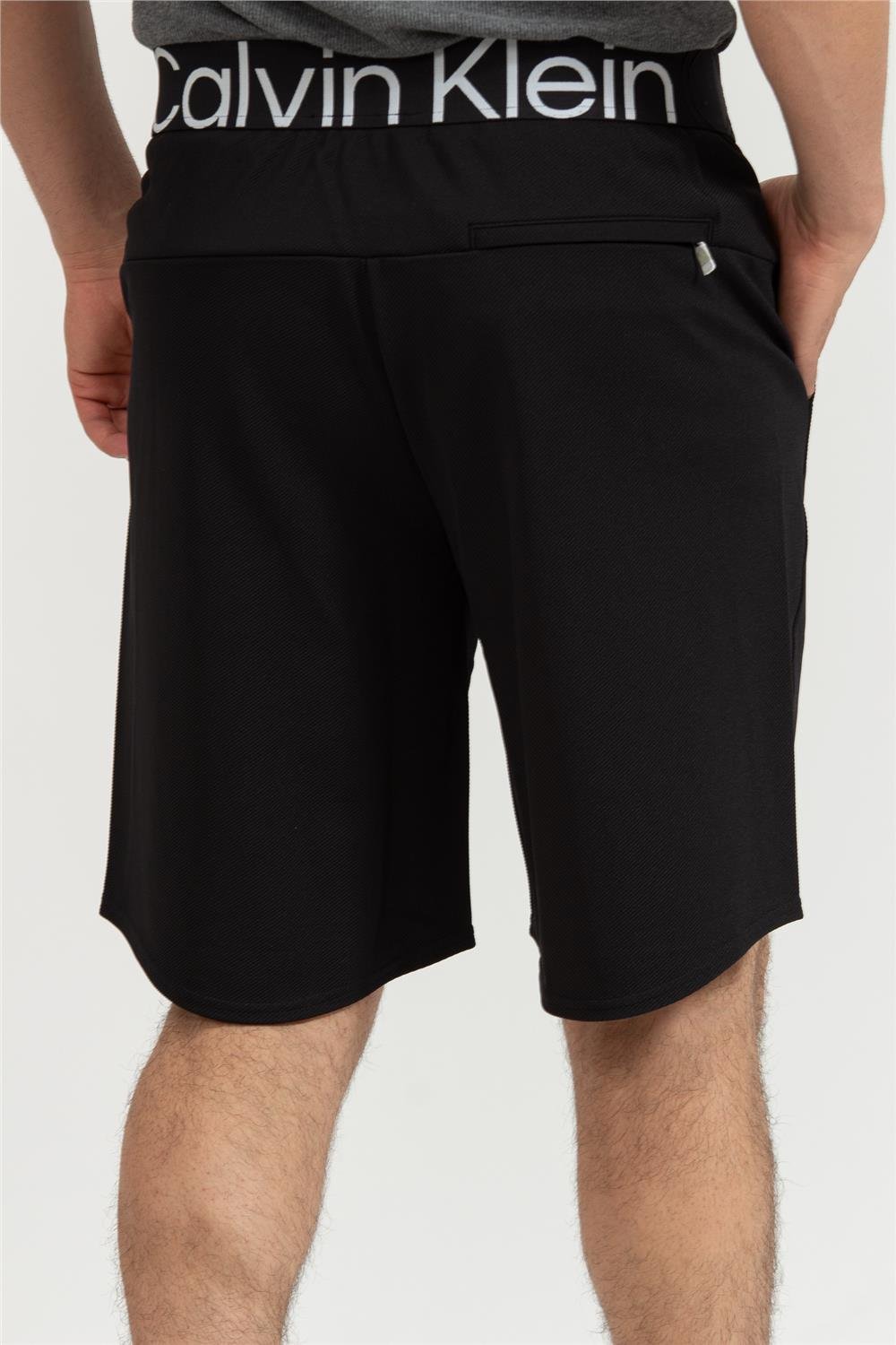 Calvin Klein Pw 9