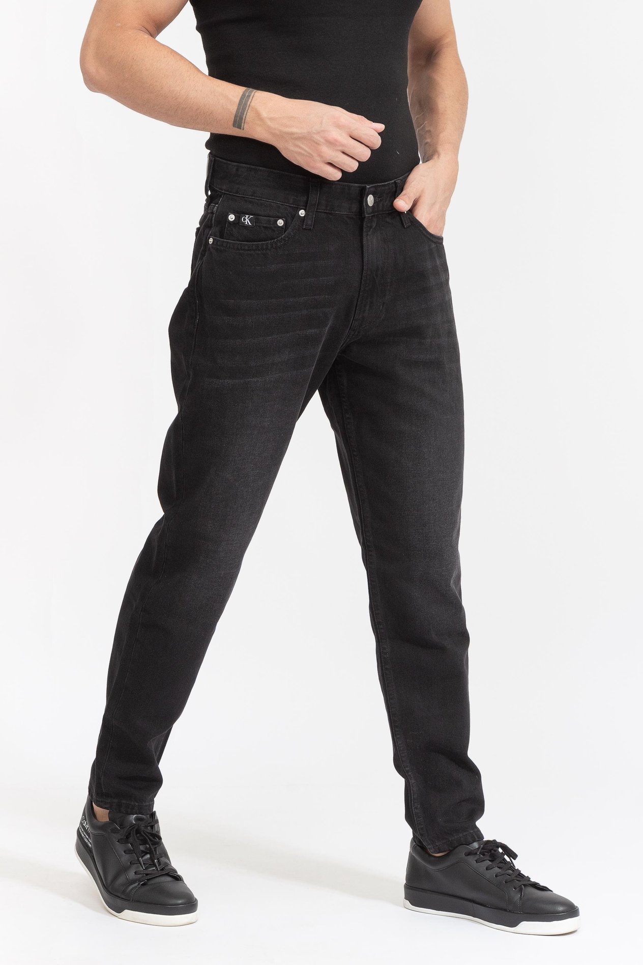 Calvin Klein Regular Taper Erkek Jean Pantolon