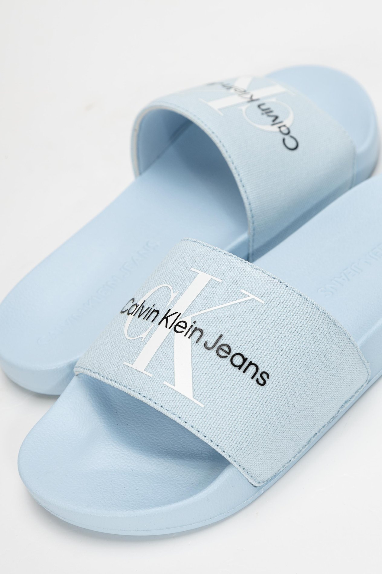Calvin Klein Slide Monogram Kadın Terlik