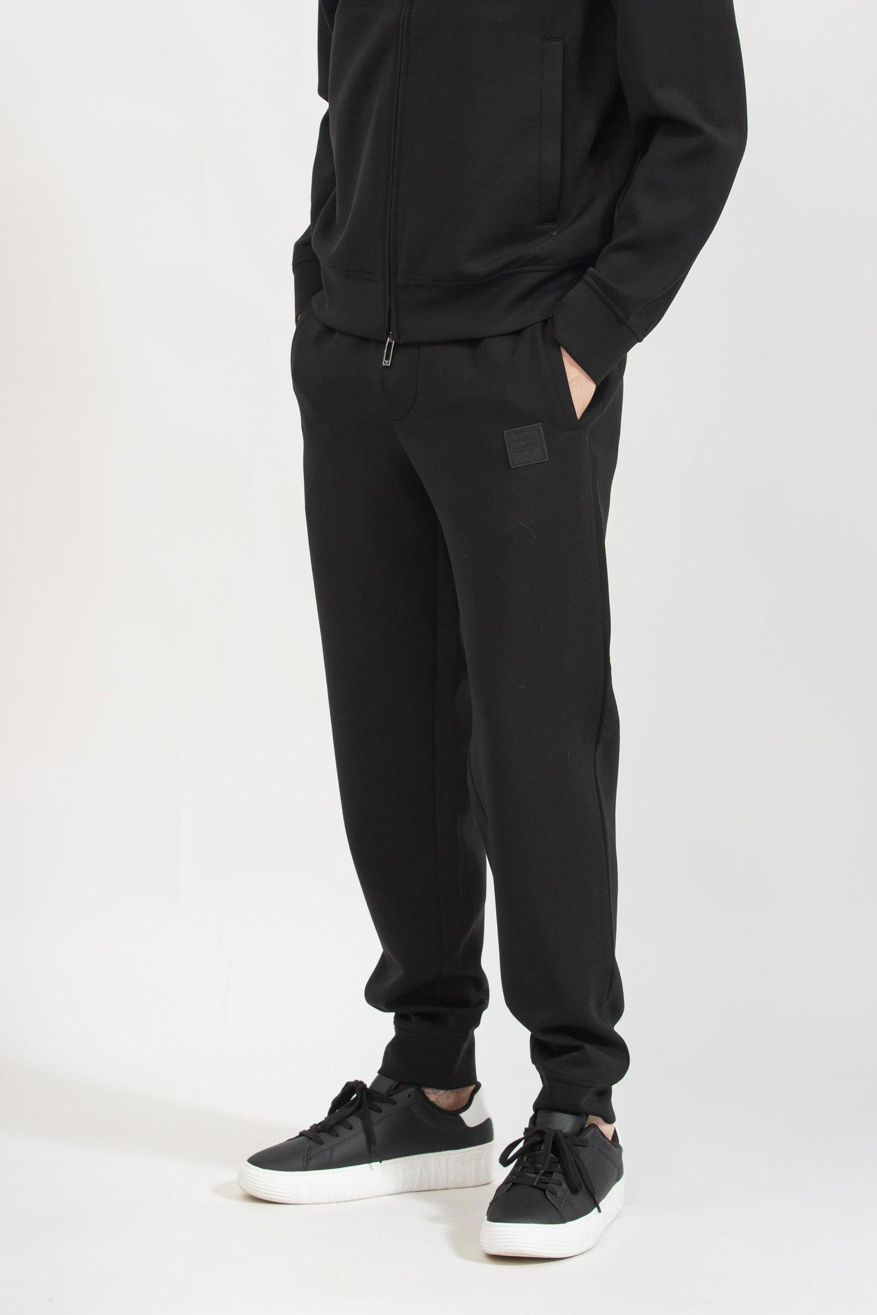 emporio-armani-erkek-esofman-takimi--9960-.jpg