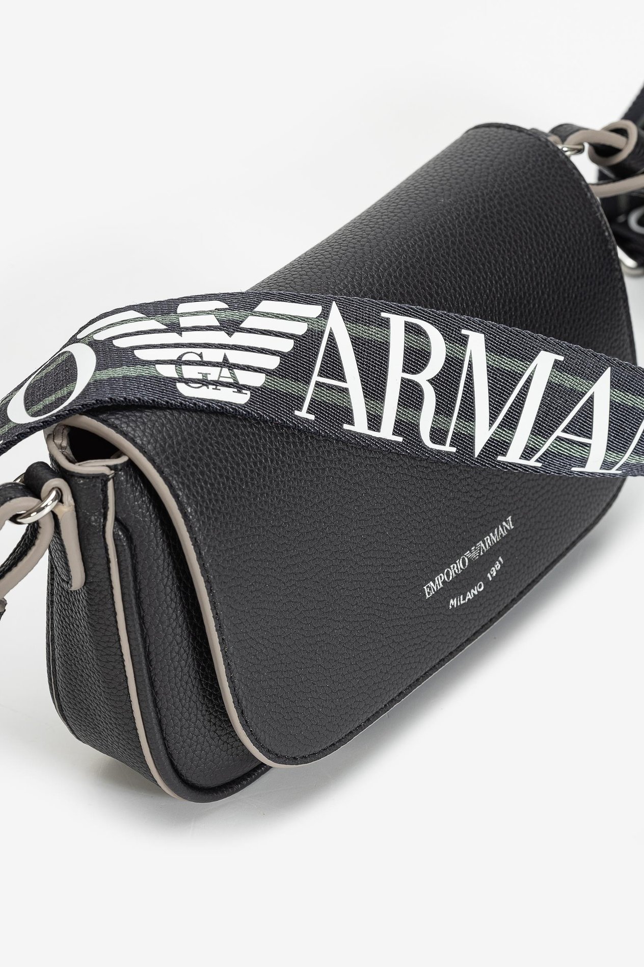Emporio Armani Kadın Mini Omuz Çantası