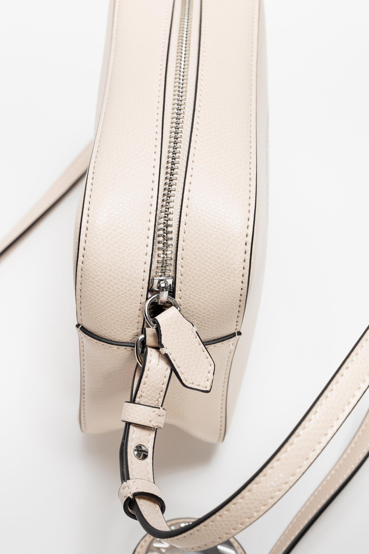 Emporio Armani Kadın Mini Omuz Çantası