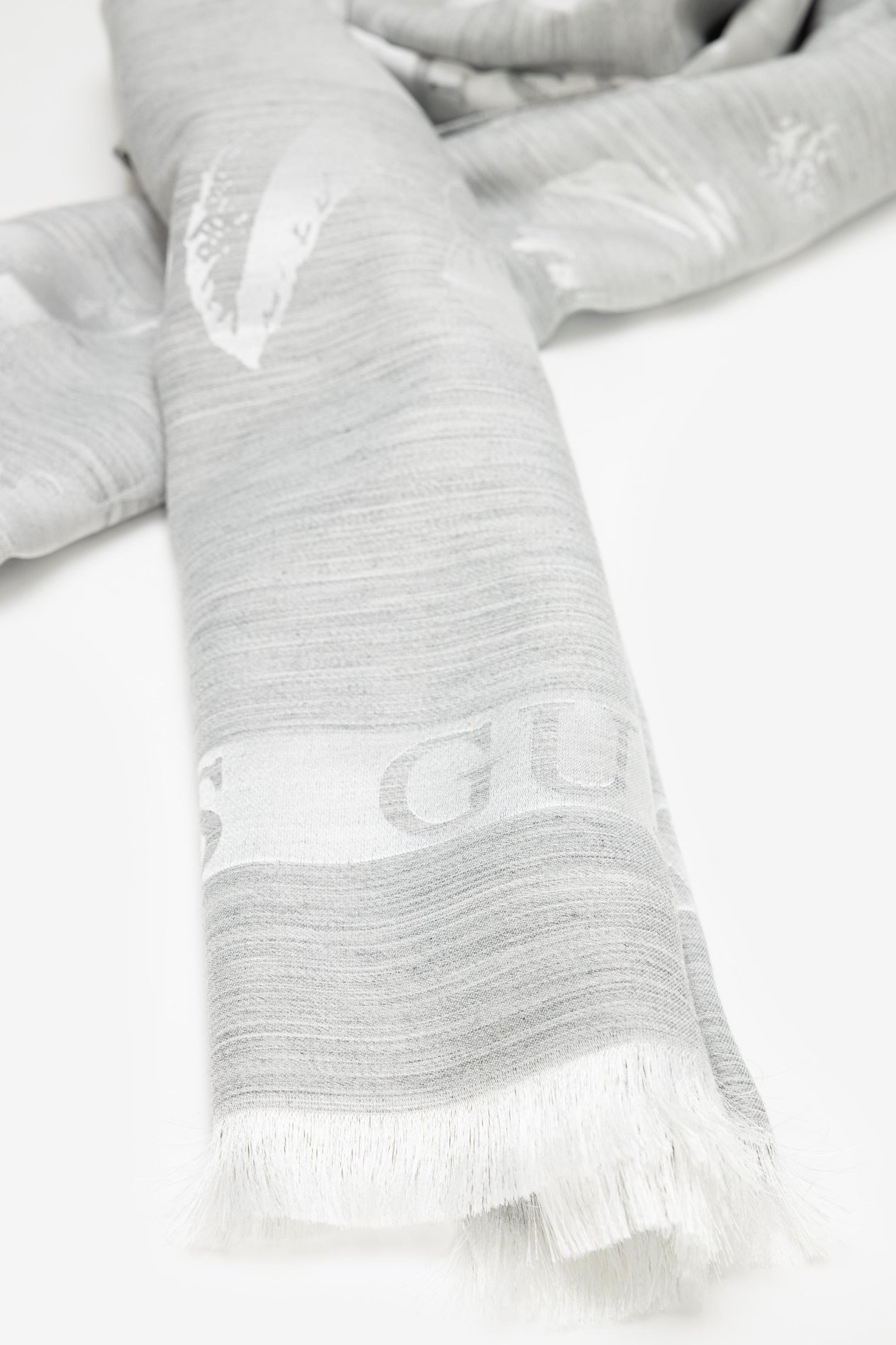 guess-kadin-sal--dba05.jpg