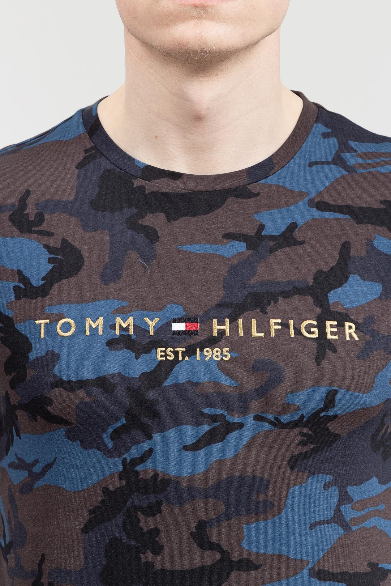 Tommy Hilfiger Camo Tommy Logo Tee Erkek Bisiklet Yaka T-Shirt