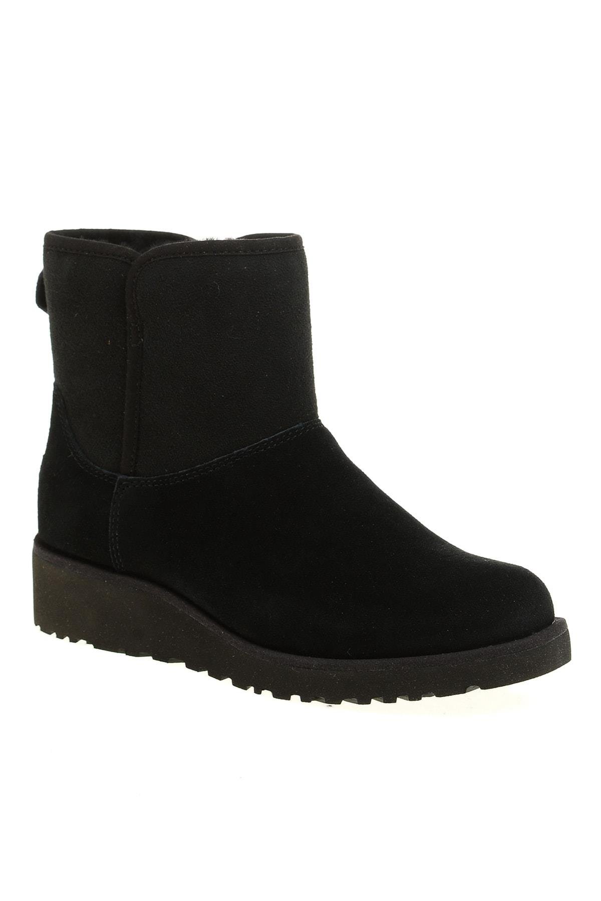Ugg Kadın Bot