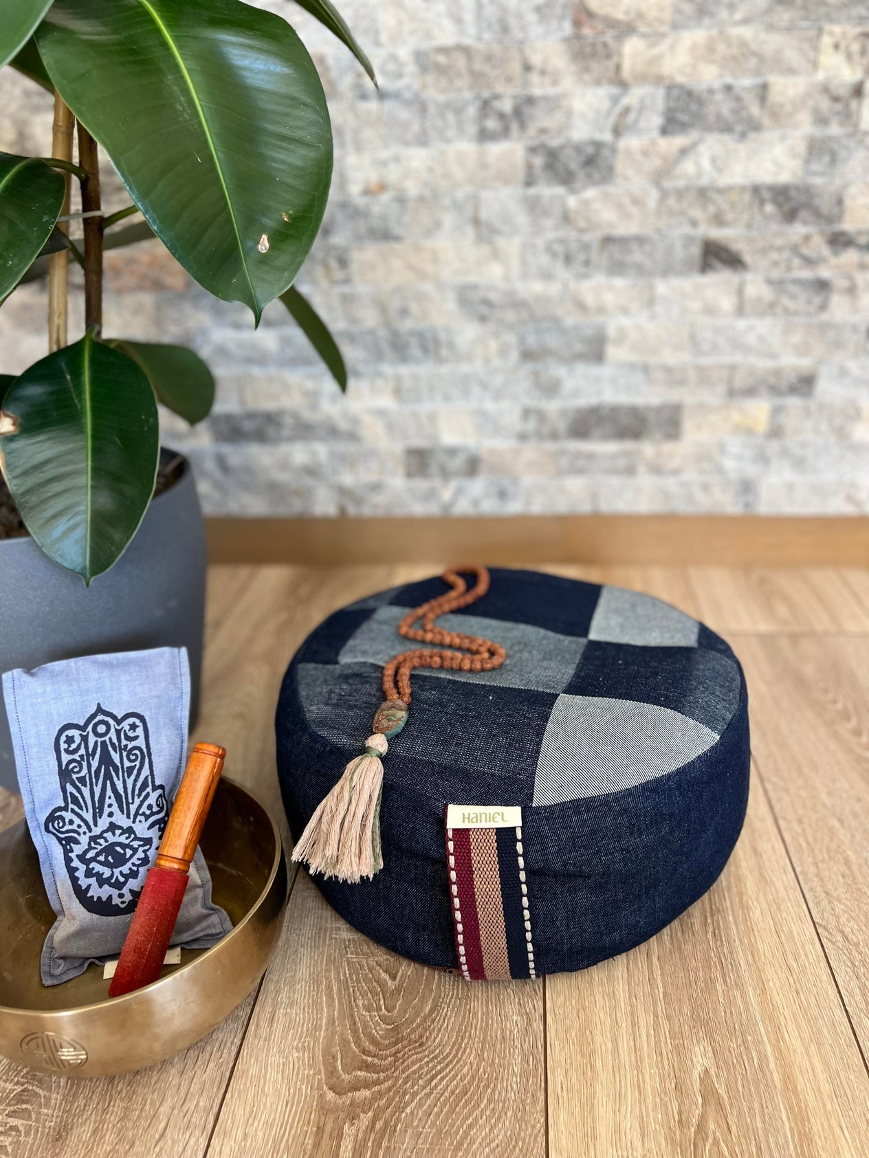 Lüks Denim Yoga ve Meditasyon Seti: Zafu, Zabuton, Bolster, Göz Yastığı ve Yoga Mat Çantası ile Tam Destek