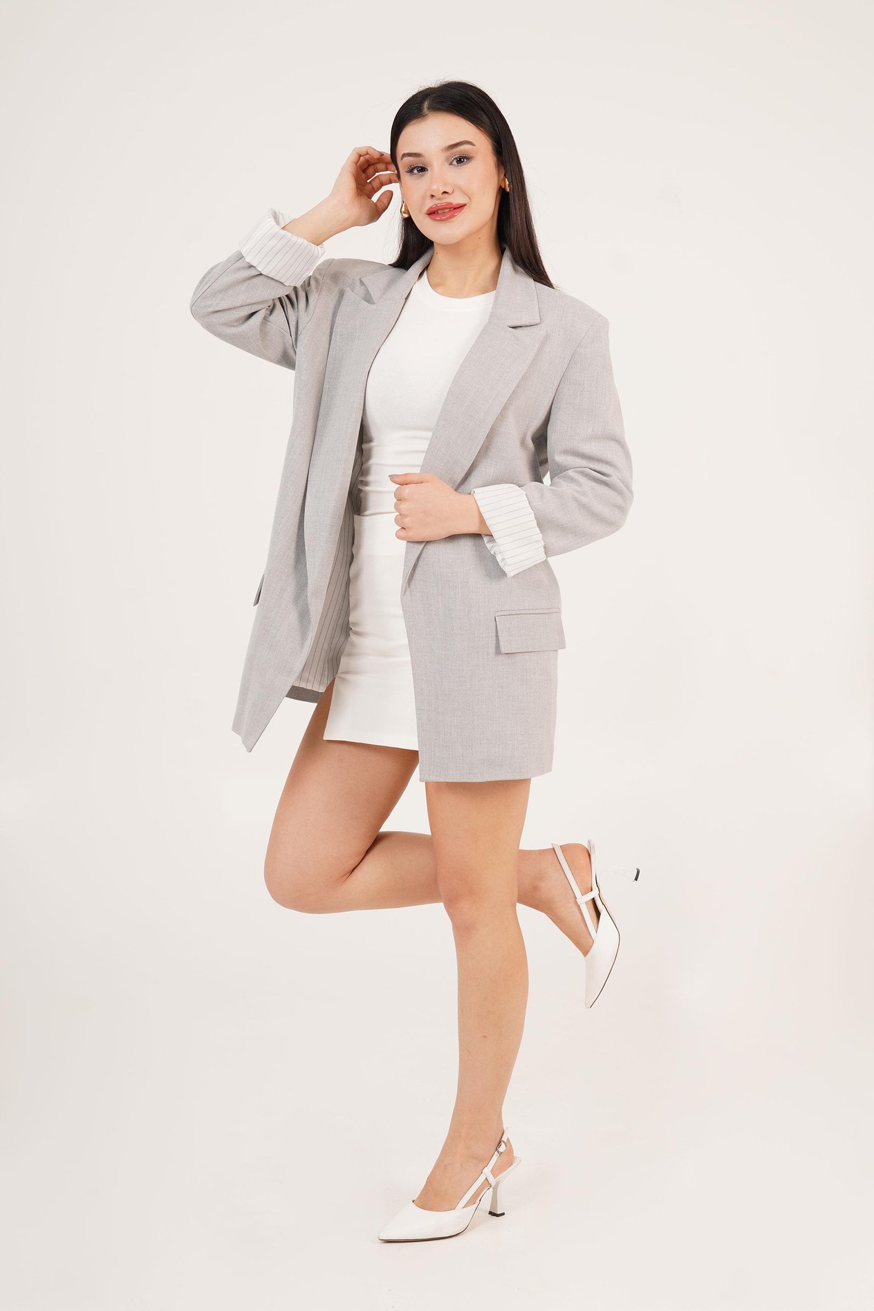 Astarı Çizgi Detaylı Gri Blazer Ceket