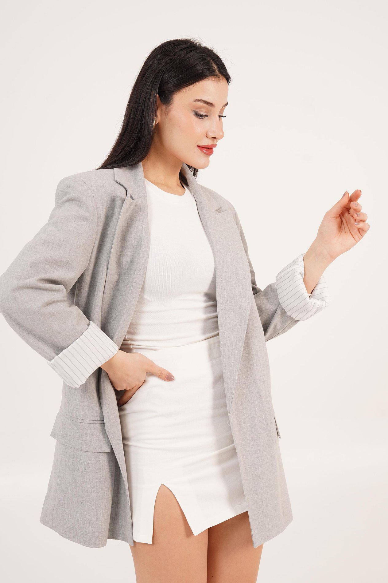 Astarı Çizgi Detaylı Gri Blazer Ceket