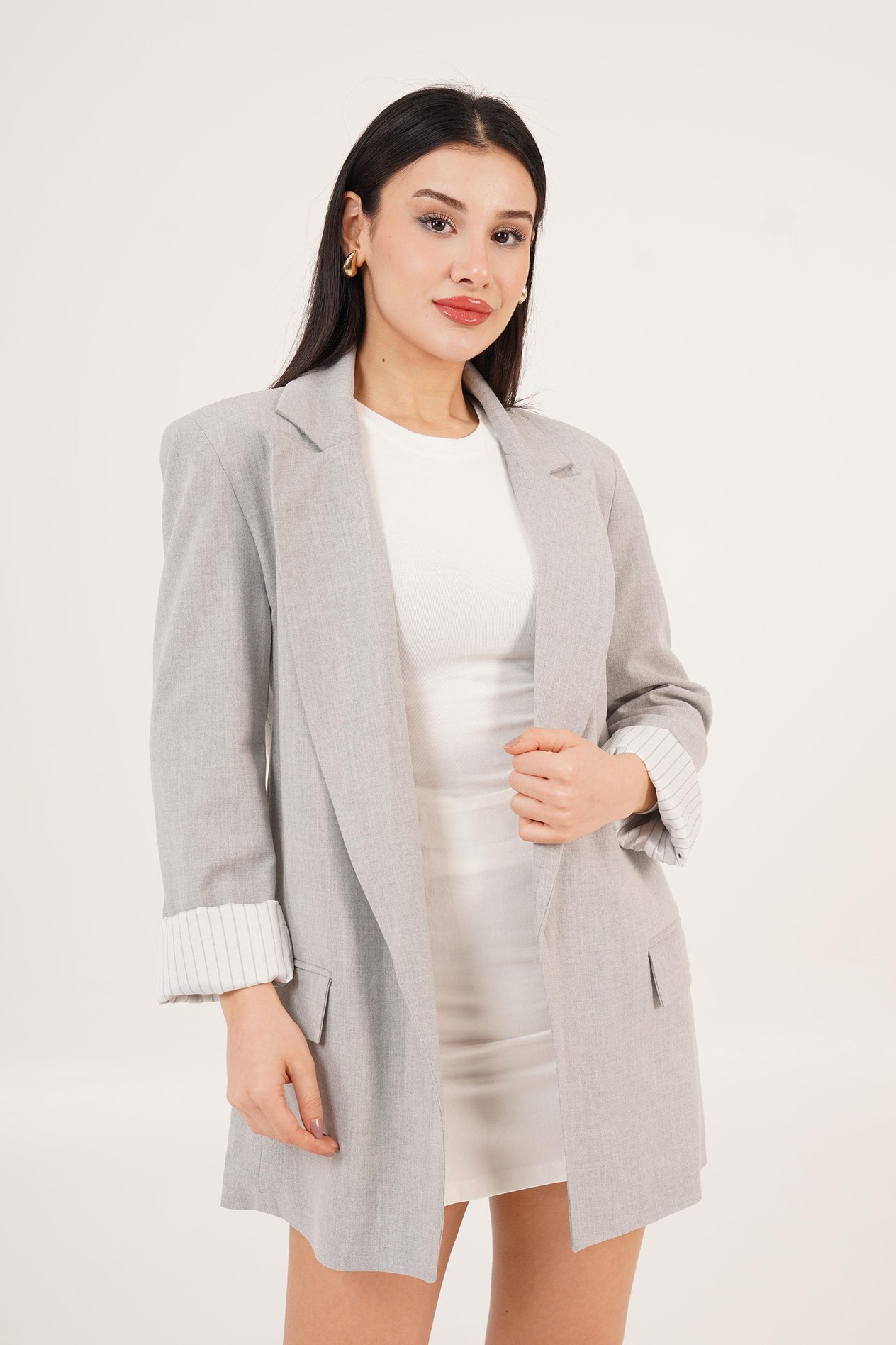 Astarı Çizgi Detaylı Gri Blazer Ceket