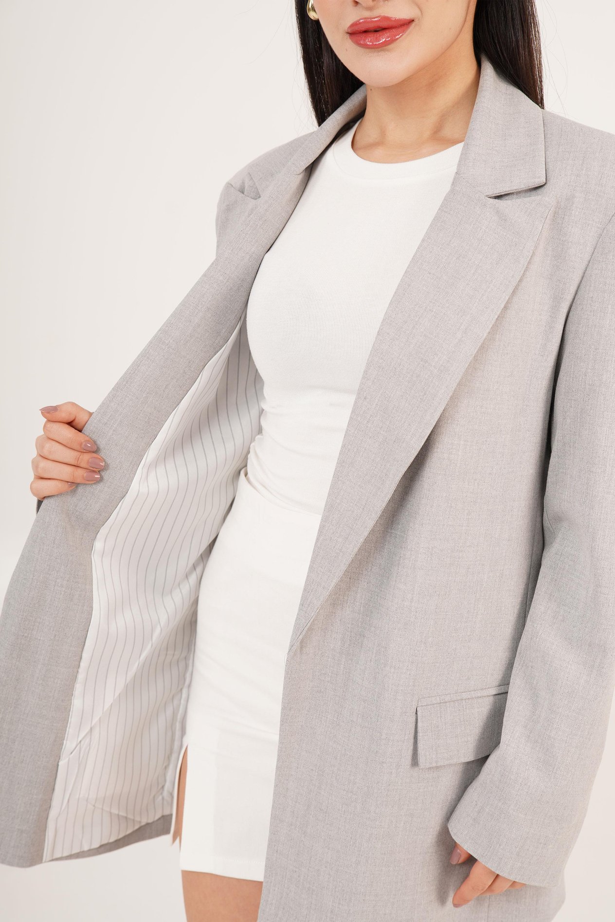 Astarı Çizgi Detaylı Gri Blazer Ceket