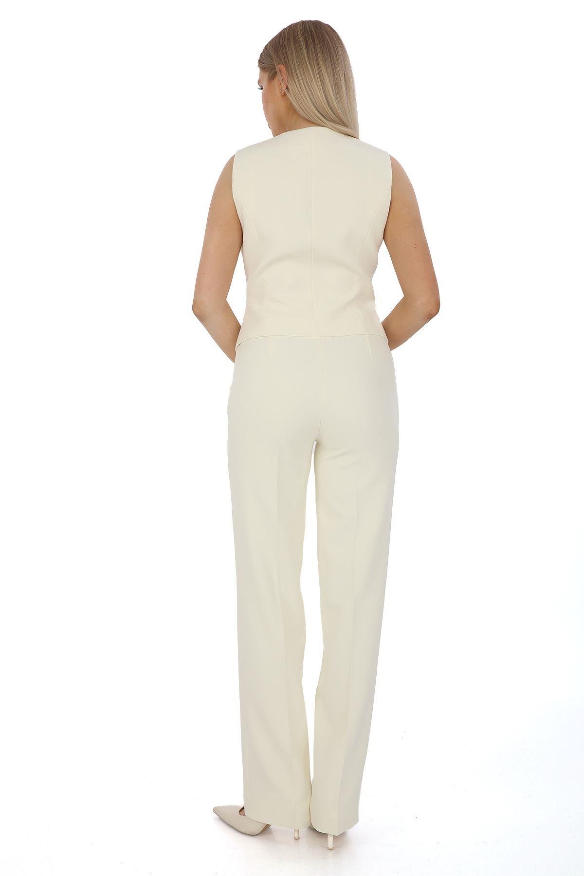 Krep Fit Yelek ve Boru Paça Pantolon Takım