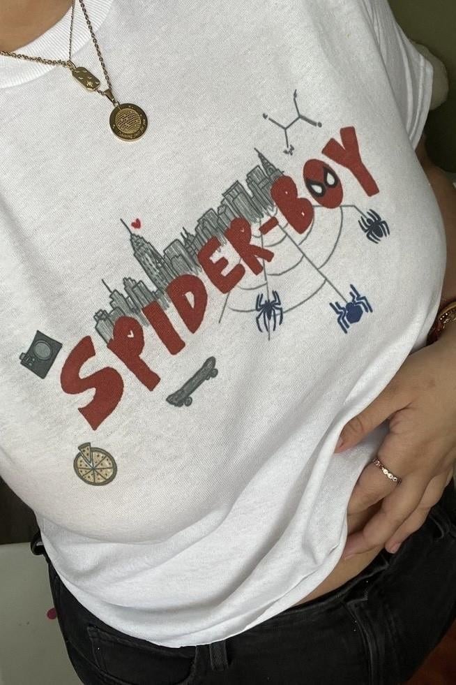 Beyaz Spider - Boy Crop