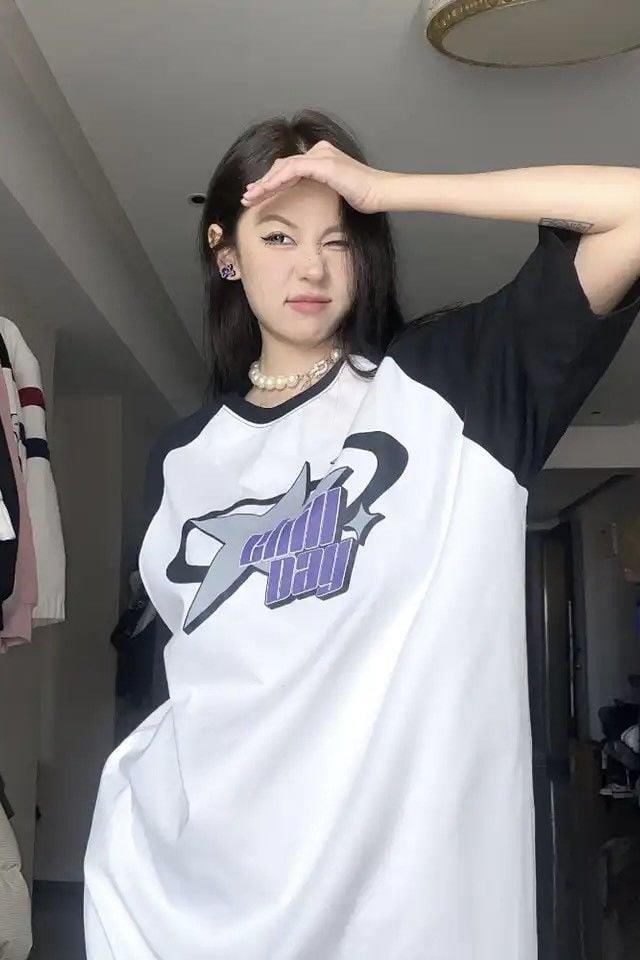 Beyaz Unisex Siyah Kol Detay Chill Day T-Shirt