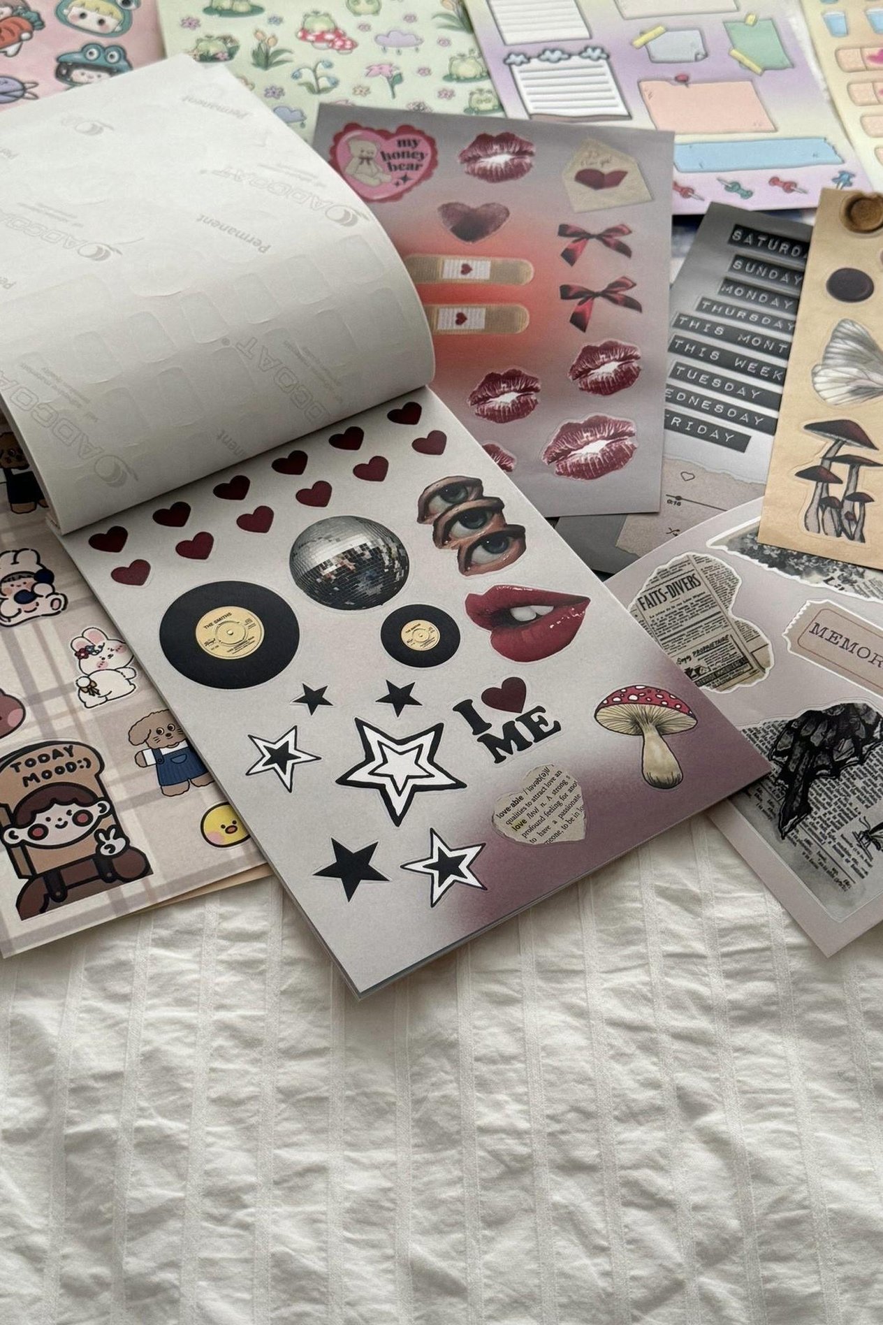 DIY Sticker Defteri Aesthetic