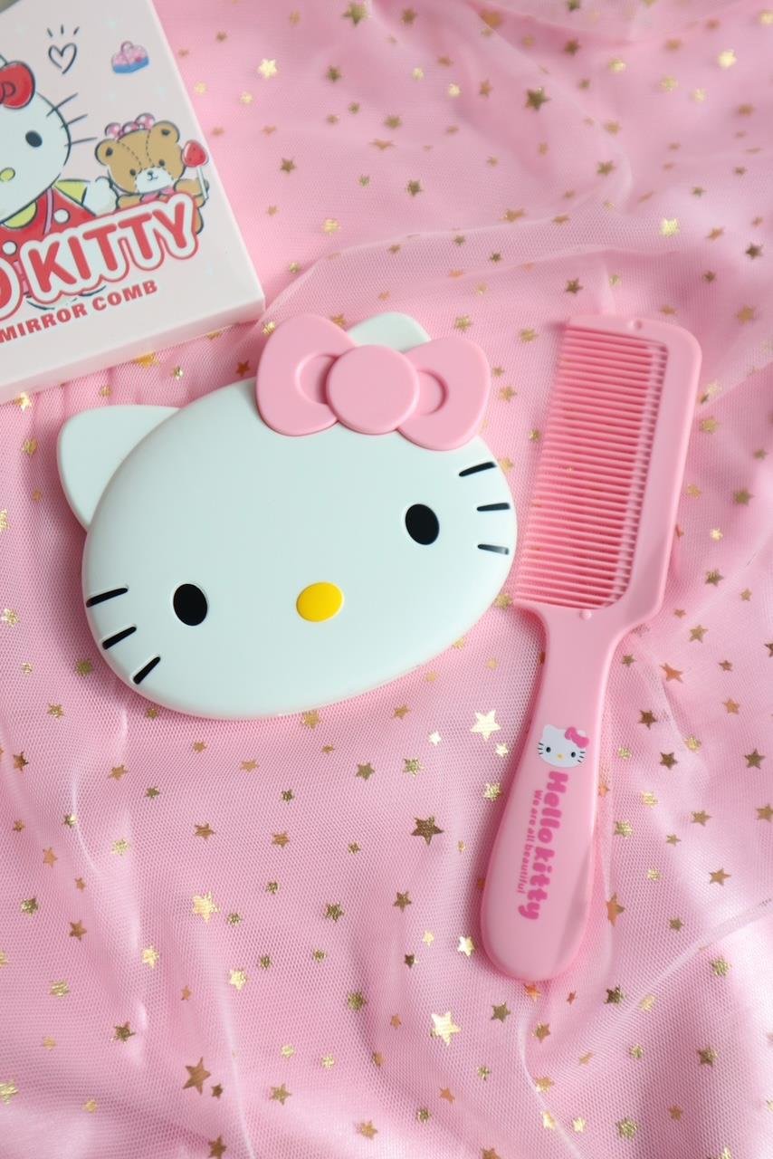 Hello Kitty Makyaj Ayna Tarak Seti