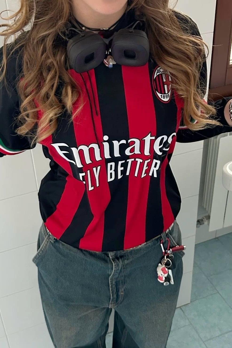 Kırmızı Siyah Çubuklu Ac Milan Jersey T-Shirt