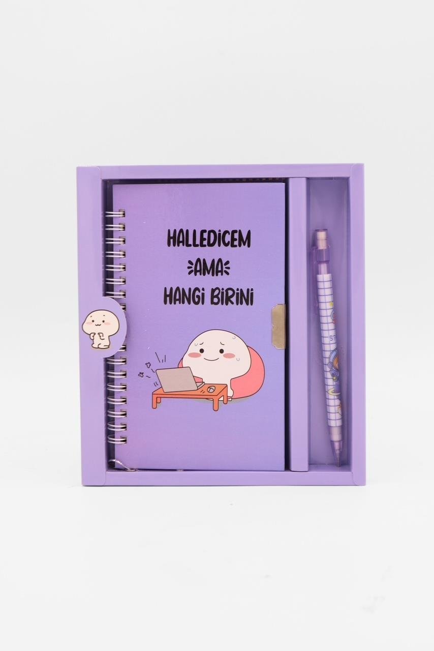 Mor Kedi Mottolu Kilitli Defter - Halledicem Ama Hangi Birini
