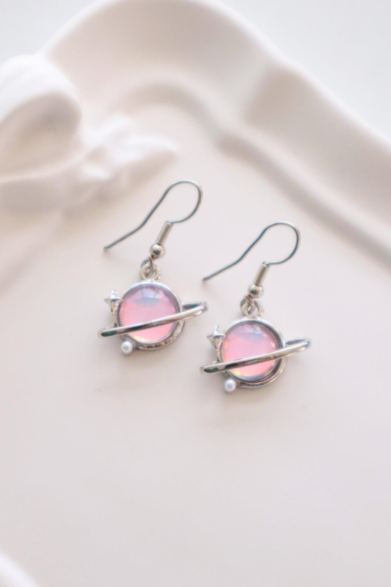 Pembe Saturn İthal Küpe