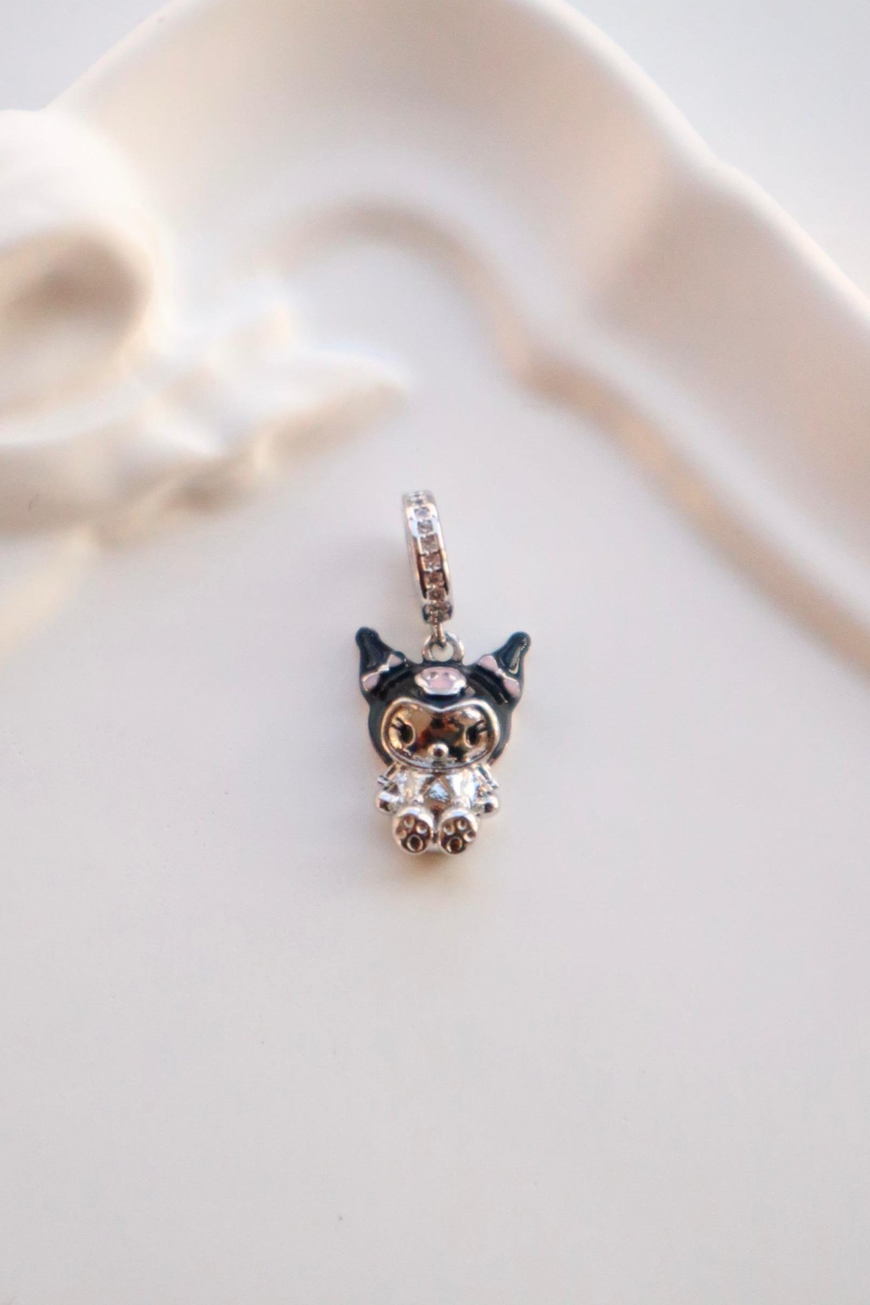 Klipsli Bileklik Sallantılı Kuromi Charm 