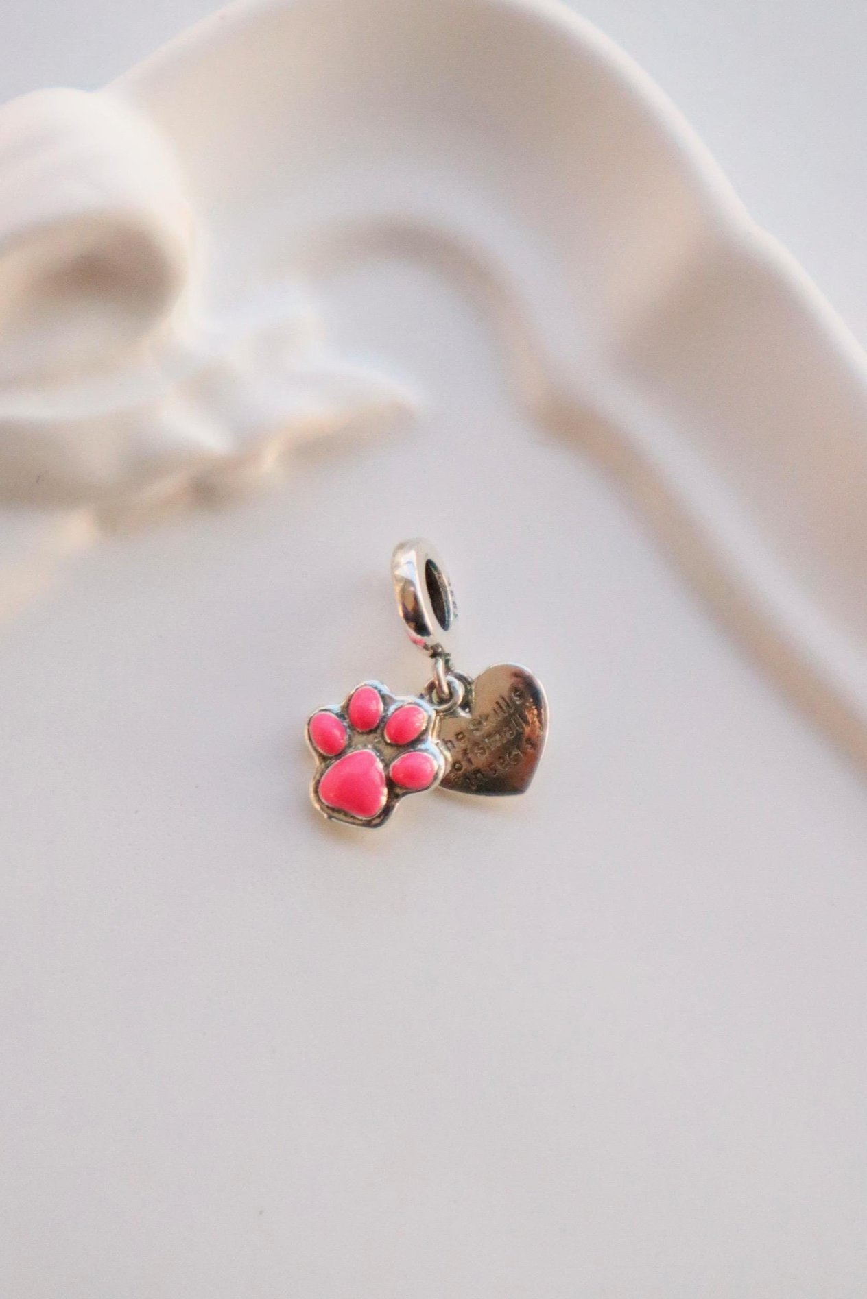 Klipsli Bileklik Sallantılı Pembe Pati  Charm 