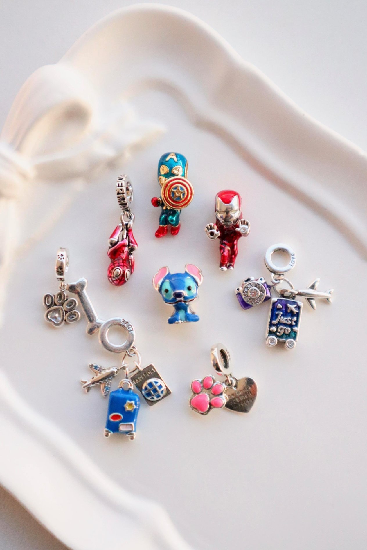 Sallantılı Spiderman Pandora Charm 