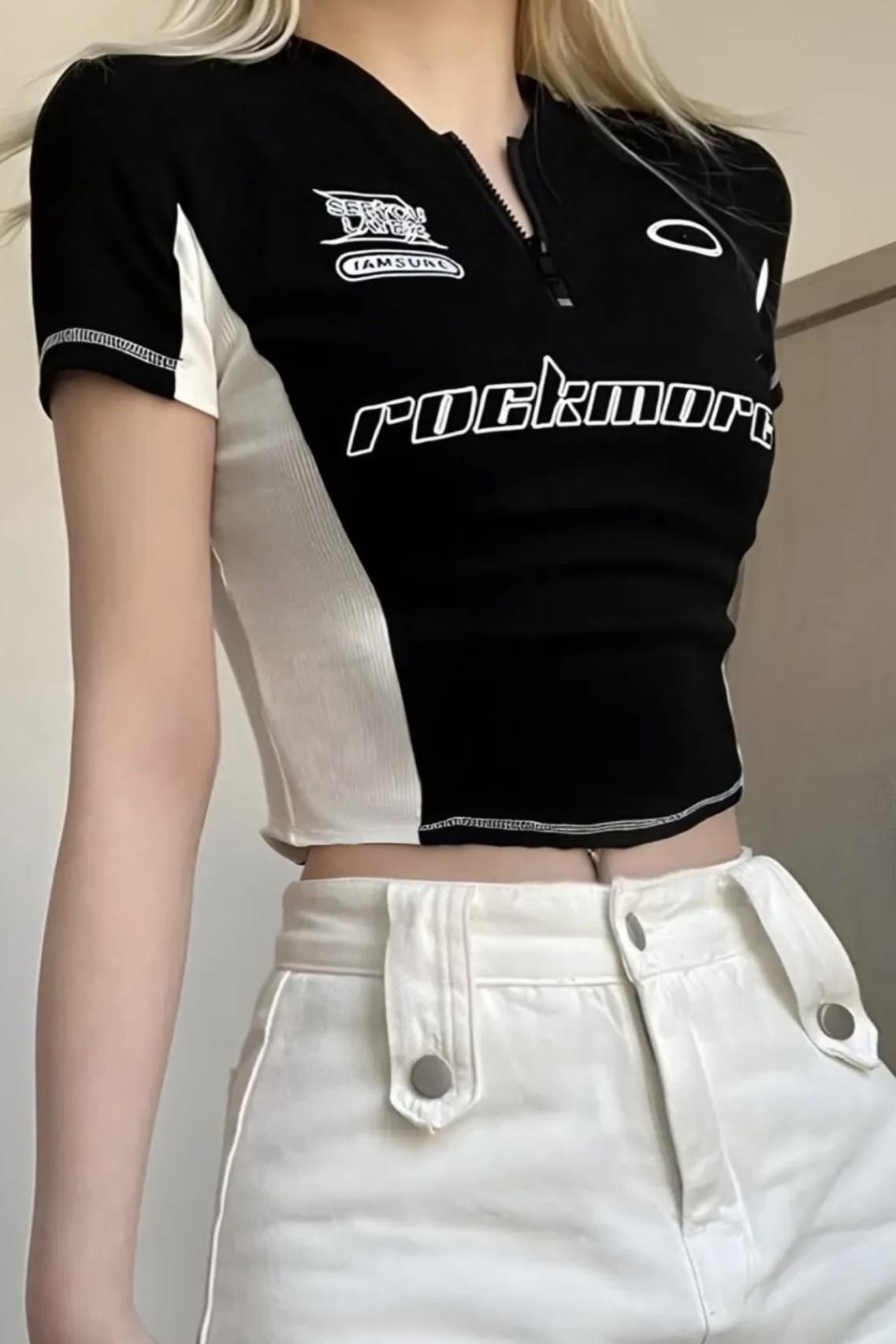 Siyah Yarım Fermuarlı Rockmore Crop