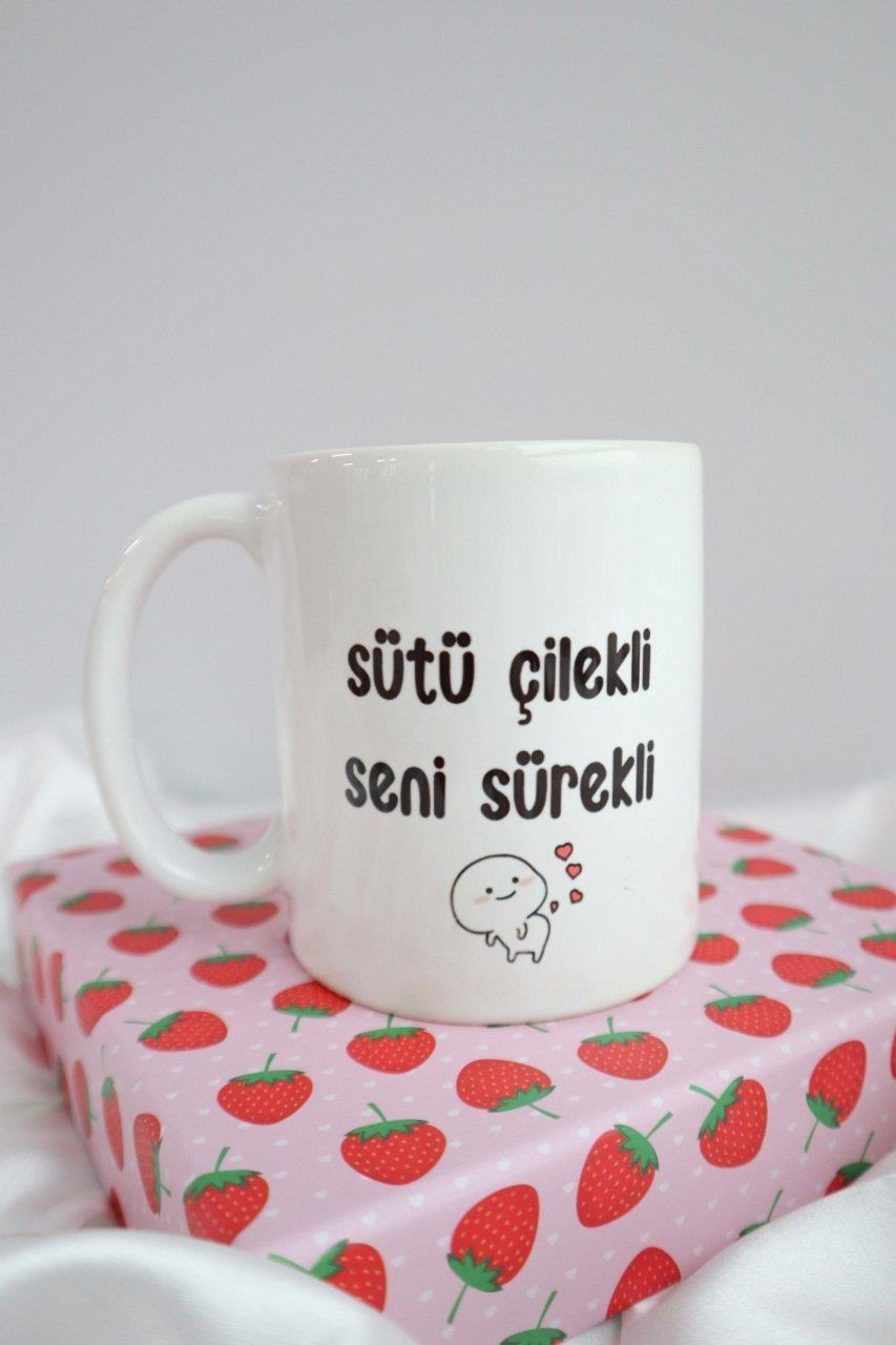 Sütü Çilekli Kupa