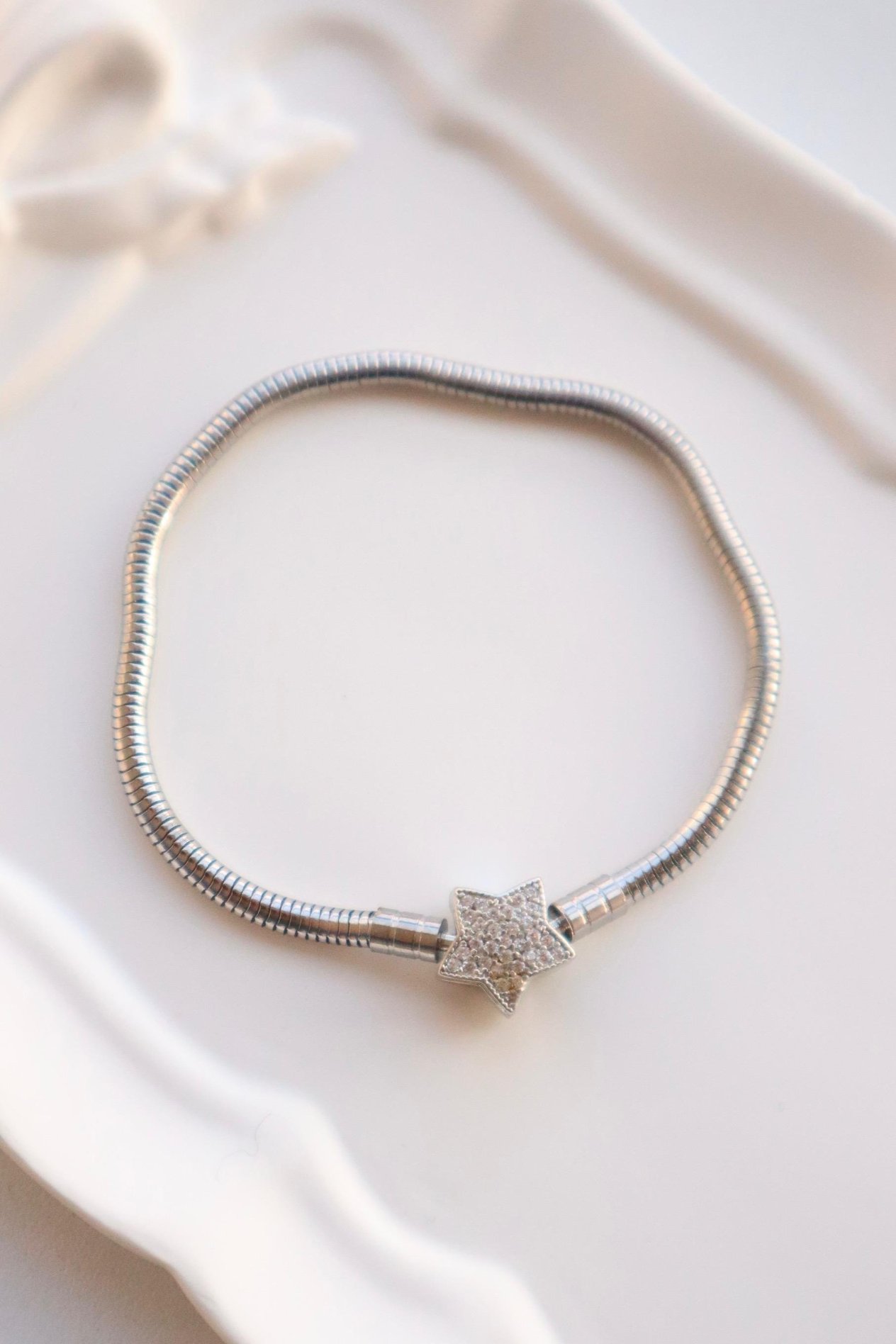 Yıldız Zirkon Taşlı Klipsli Charm Bileklik 
