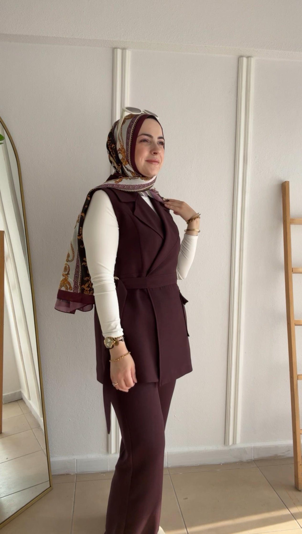 KOYU BORDO KETEN KUMAŞ YELEKLİ TAKIM