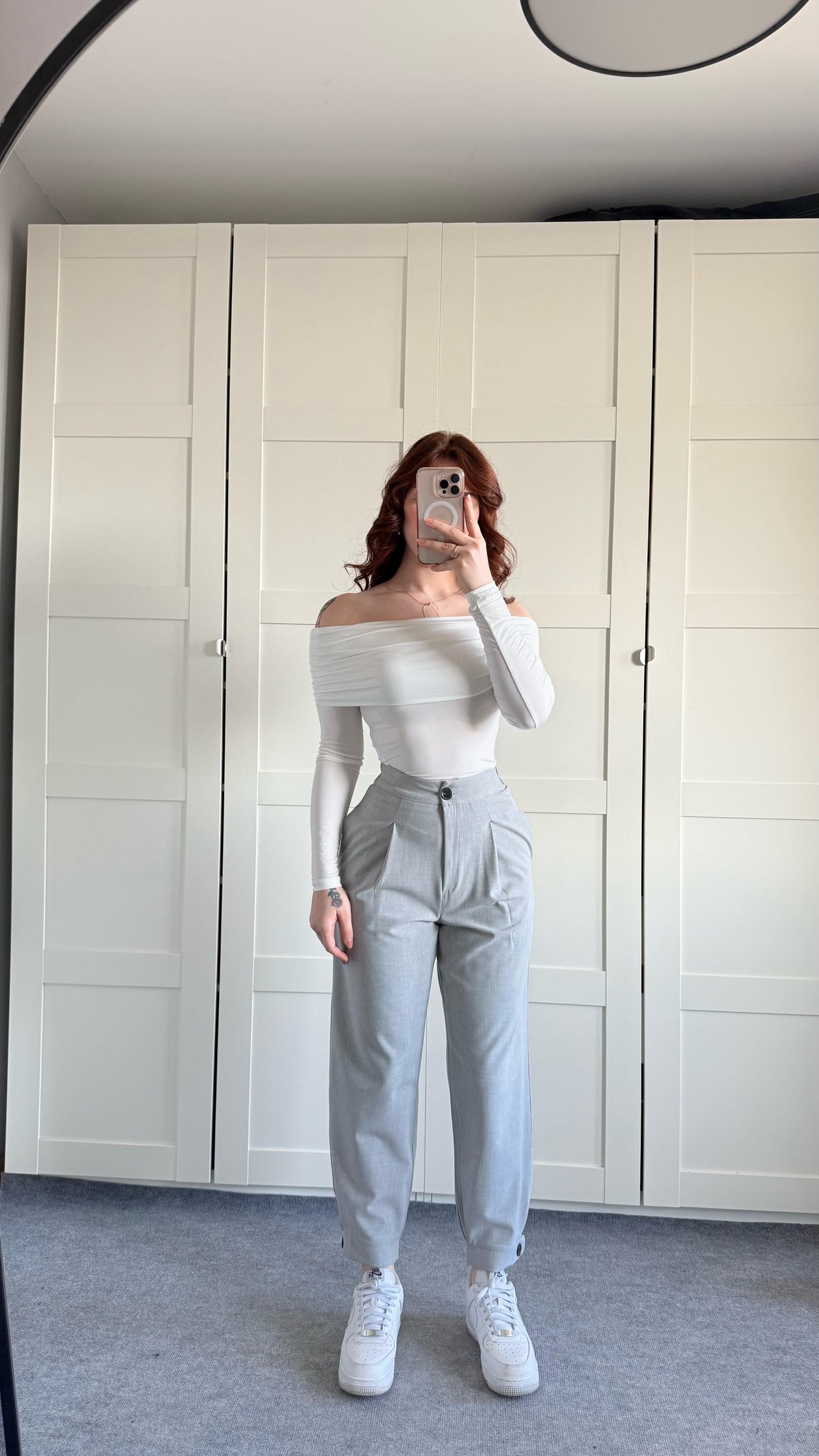 Lili Madonna Yaka Uzun Kol Crop Beyaz