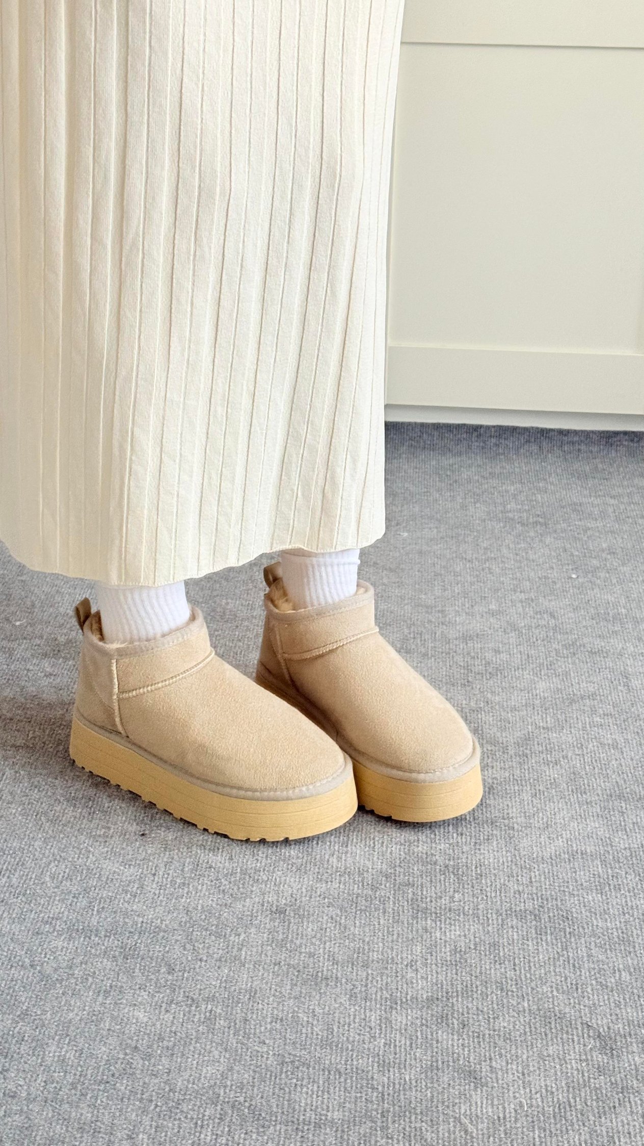 Ugg Bot Uzun Kürklü Bej 