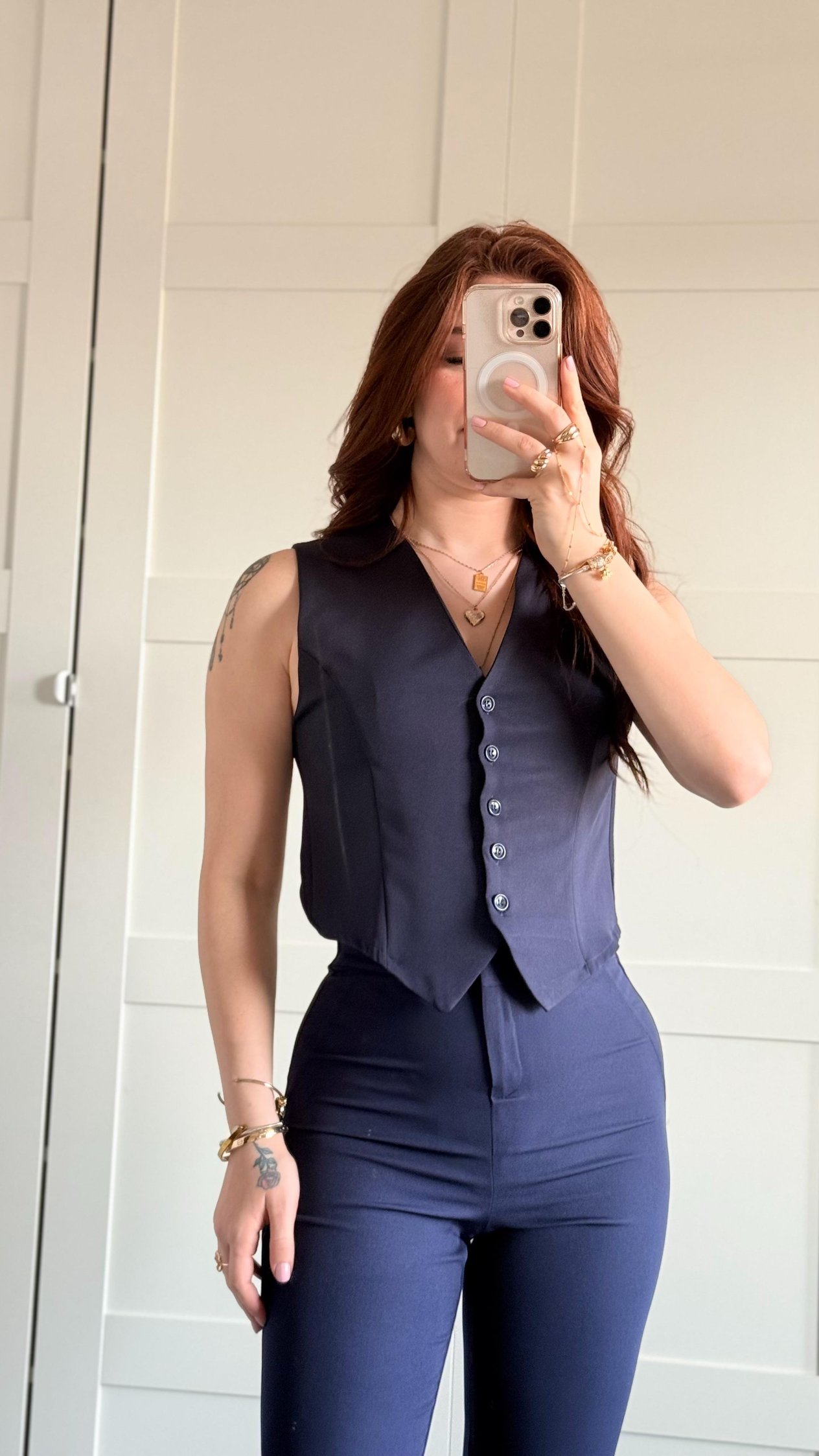 Vücuda Oturan Kısa Dokuma Yelek Lacivert