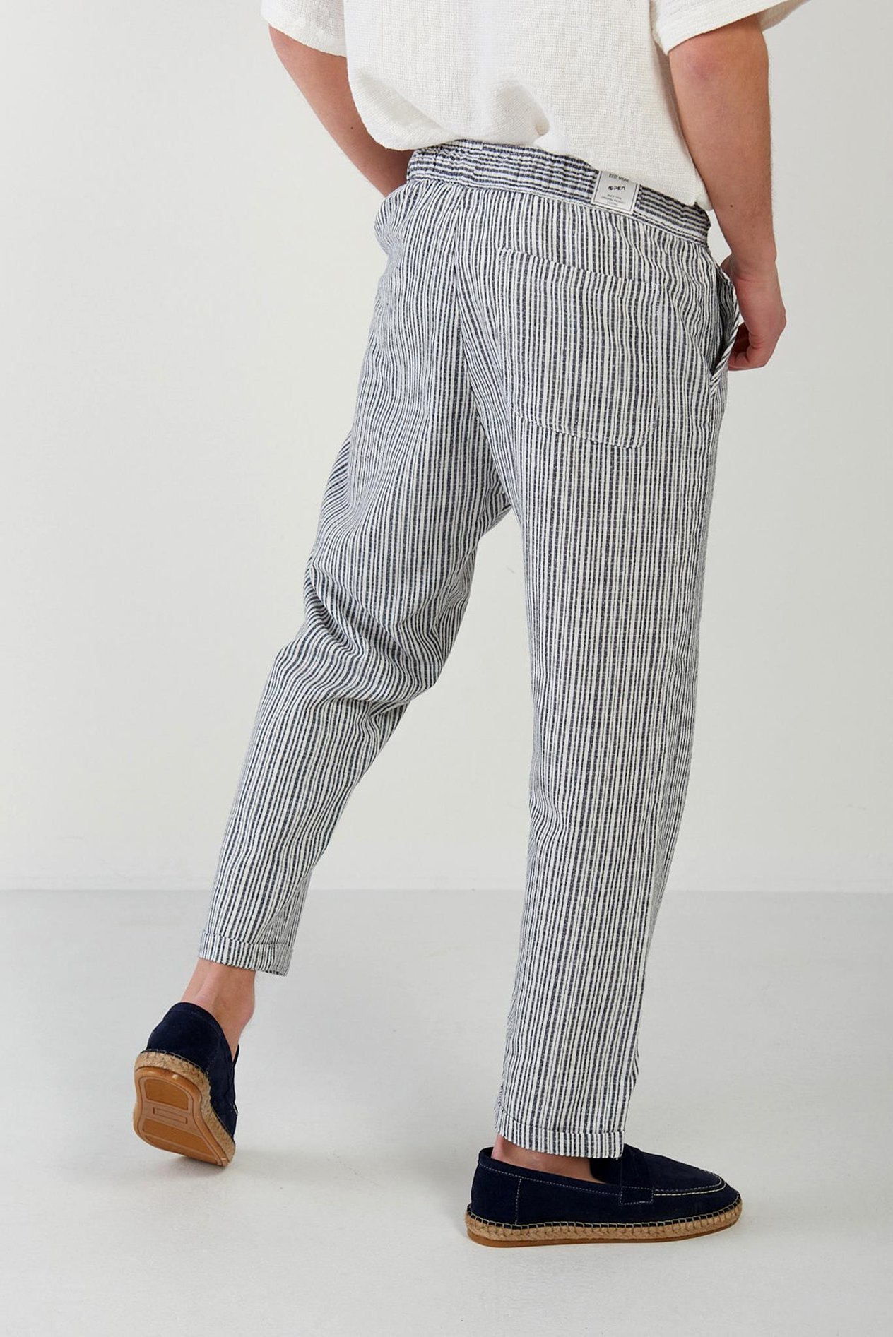 Duble Paça Kumaşı Çizgili Lastikli Pantolon